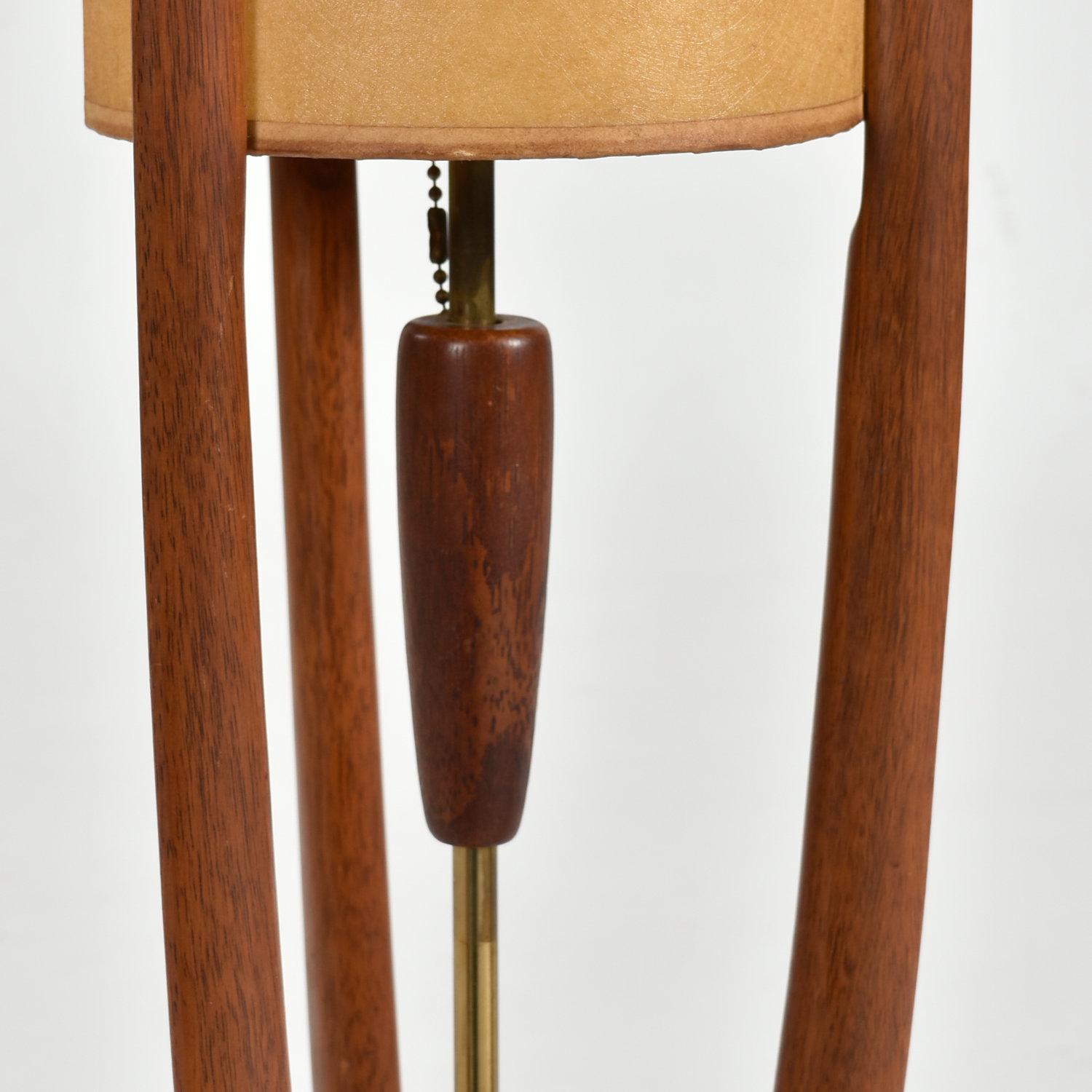 Brass Danish Walnut Modeline Style Sculpture Trident Table Lamp