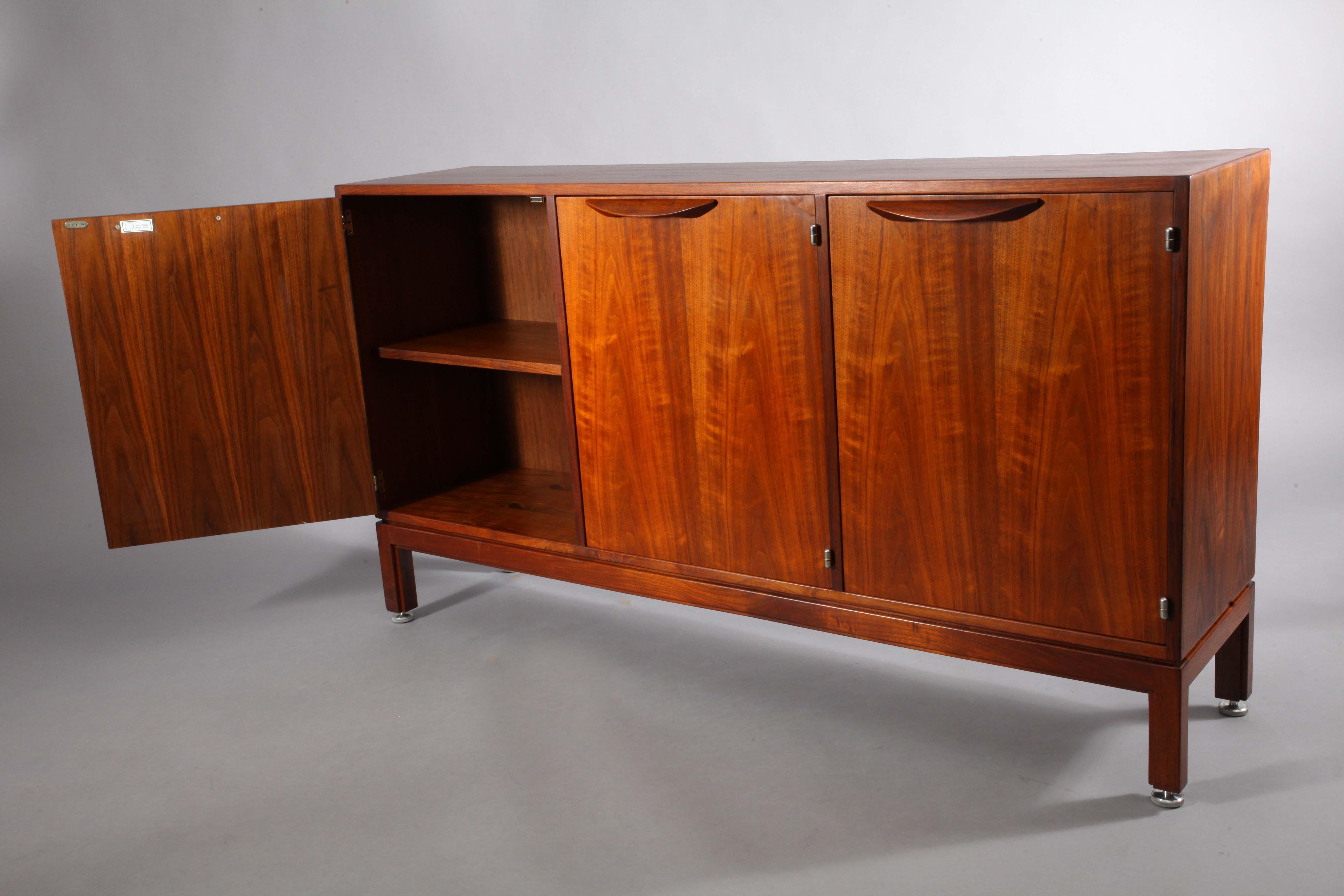 Very nice Danish walnut sideboard from the 1970s. Special design by Jens Risom from Denmark. Excellent for office or dining room purposes.
