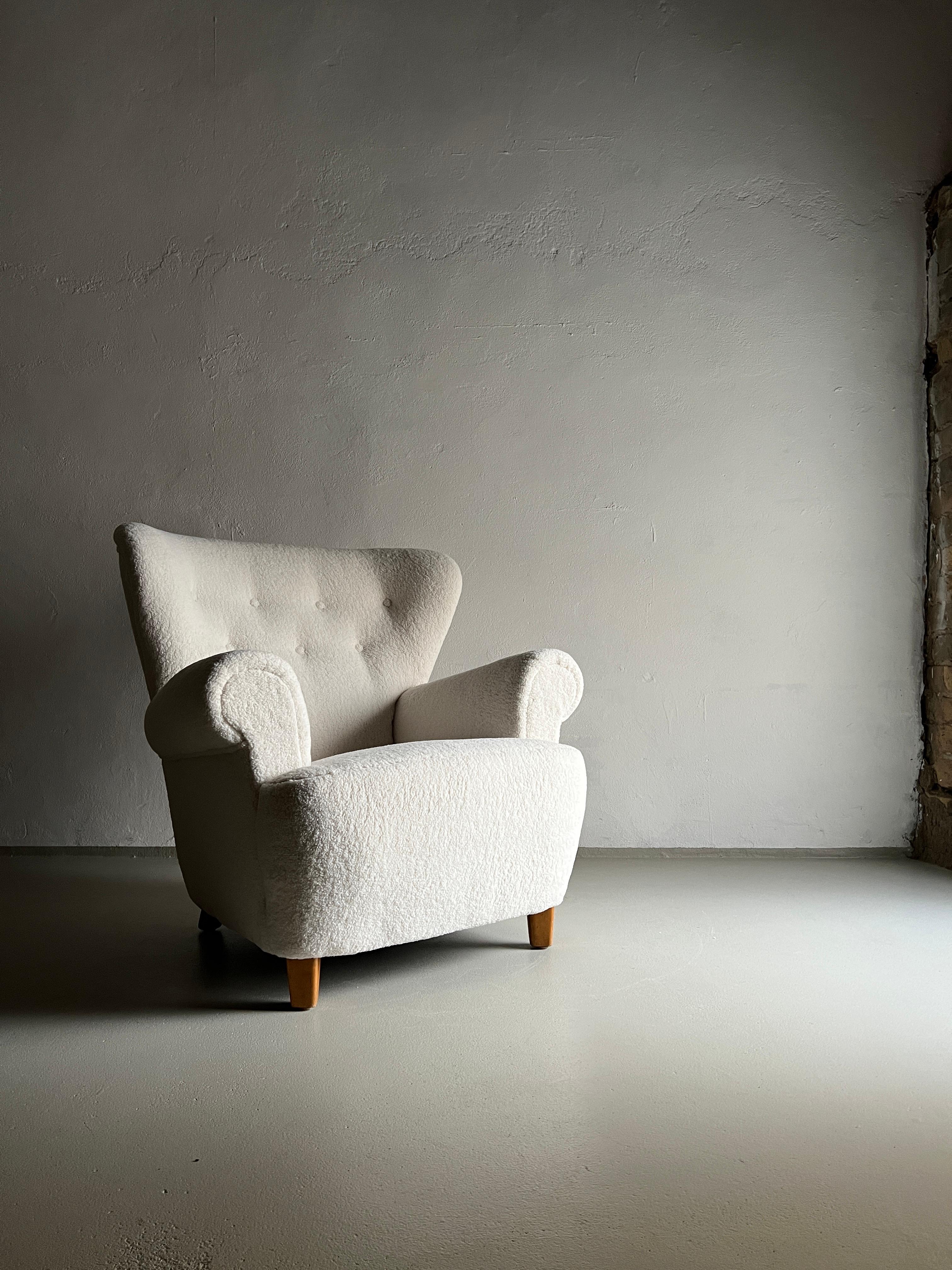 Danish White Faux Shearling Lounge Chair, 1940s 4