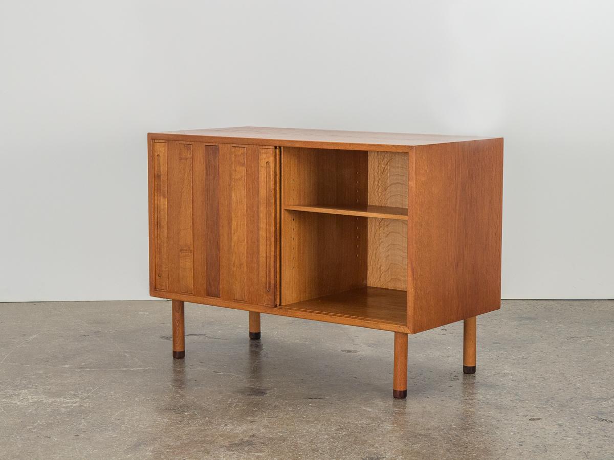 Hans J. Wegner Danish White Oak Cabinet with Oak and Teak Feet In Good Condition In Brooklyn, NY