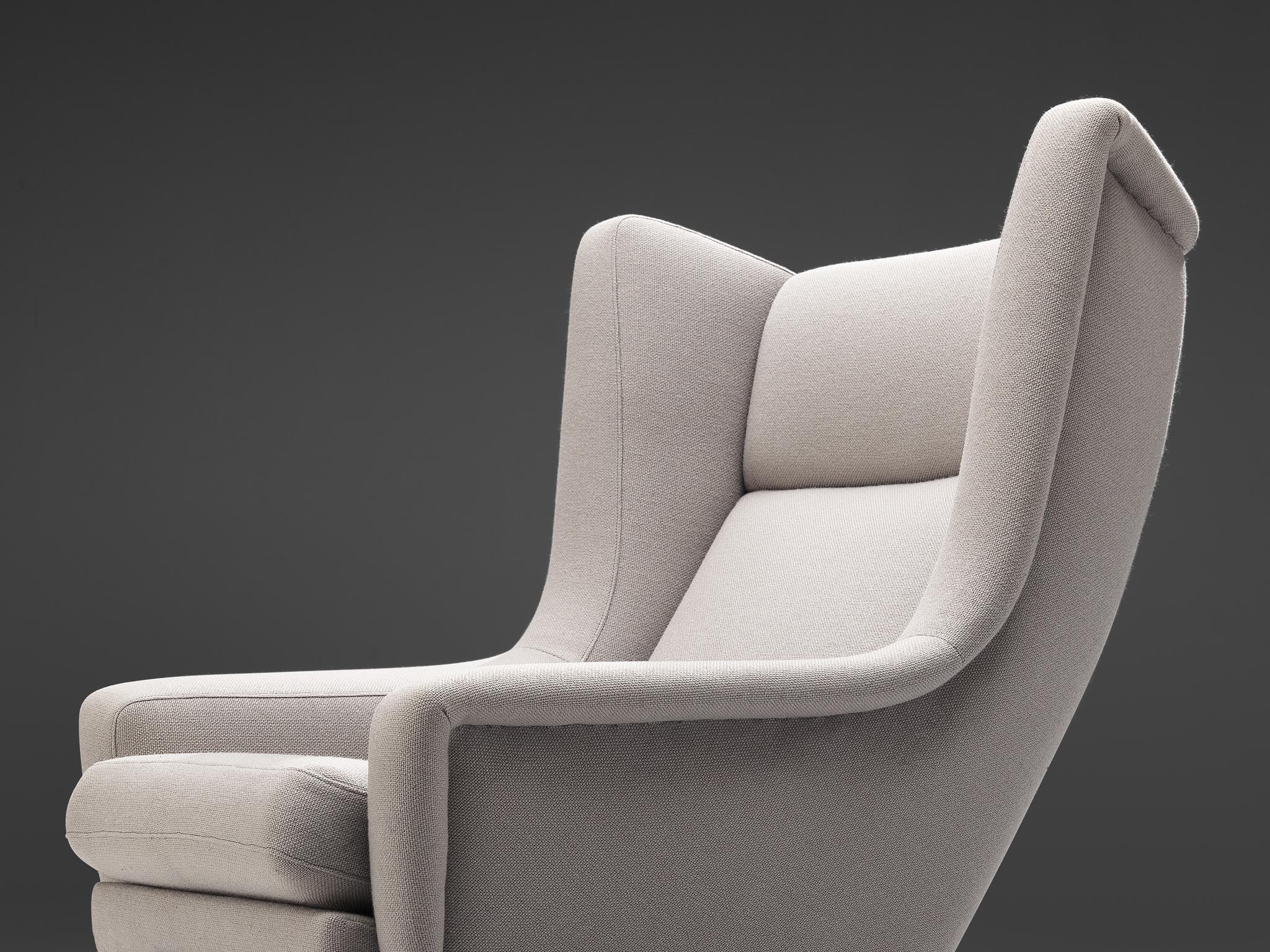 Scandinavian Modern Danish Wing Back Chair in Teak and Light Grey Upholstery For Sale