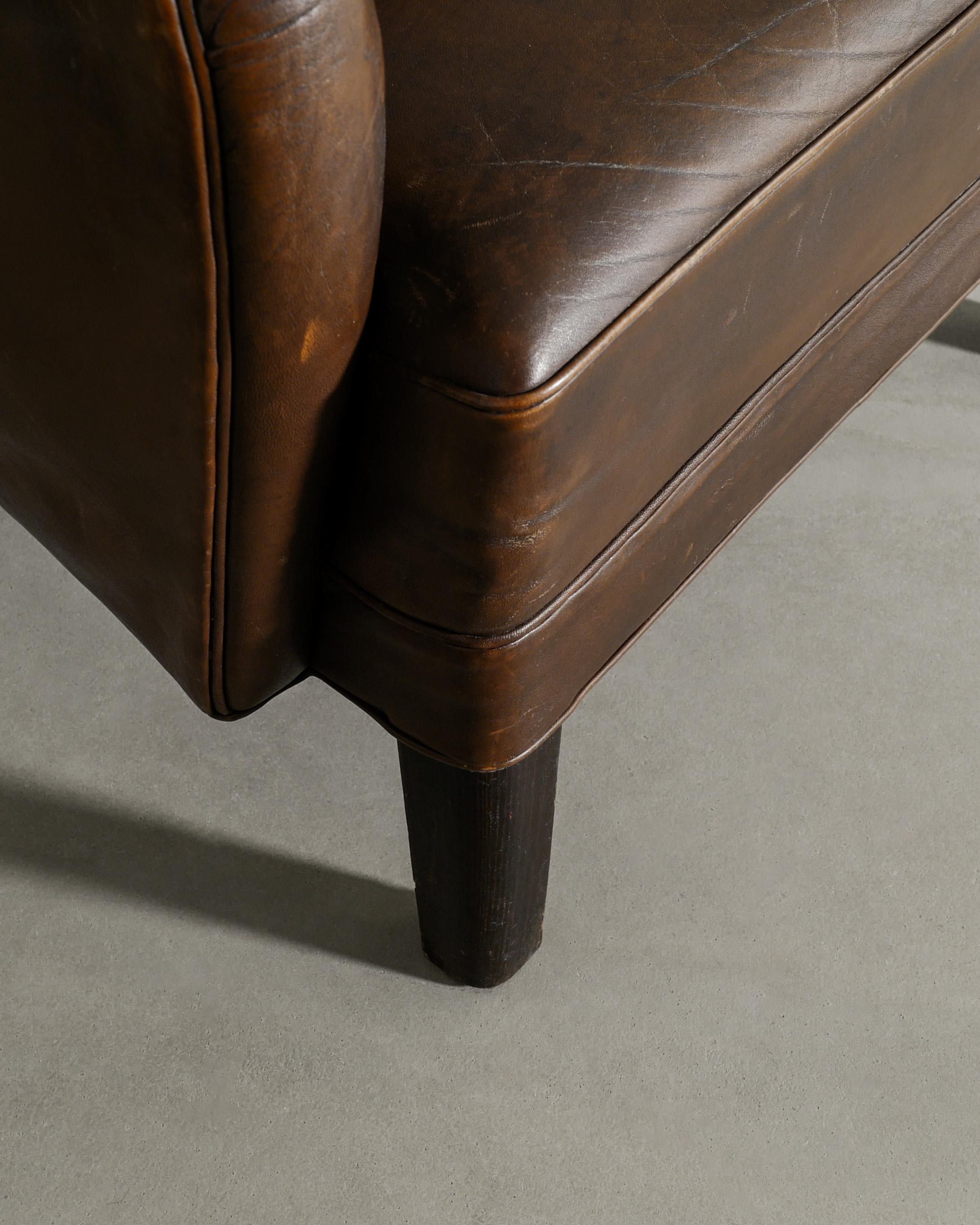 Pelle Poltrona danese WIngback 