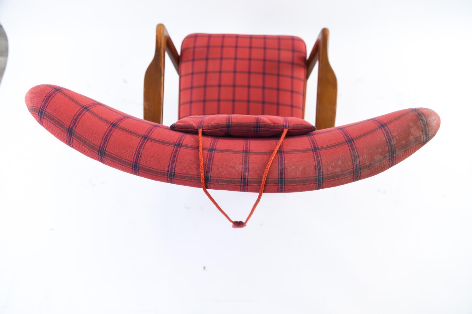 Danish Wingback Chair by Soren Hansen for Fritz Hansen 3