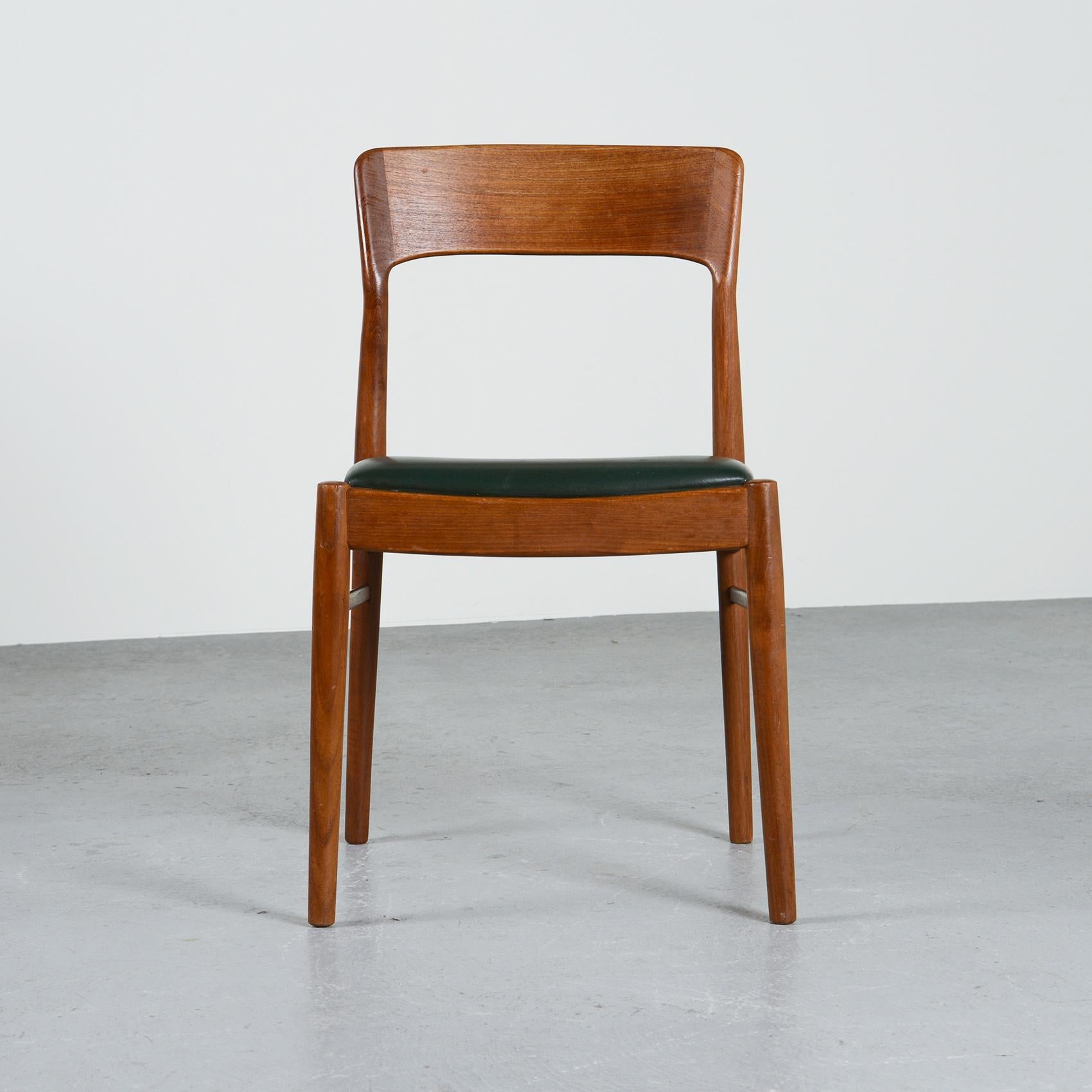 Danish Wood Chairs, Korup Denmark circa 1960, Set of Six In Good Condition In VILLEURBANNE, FR