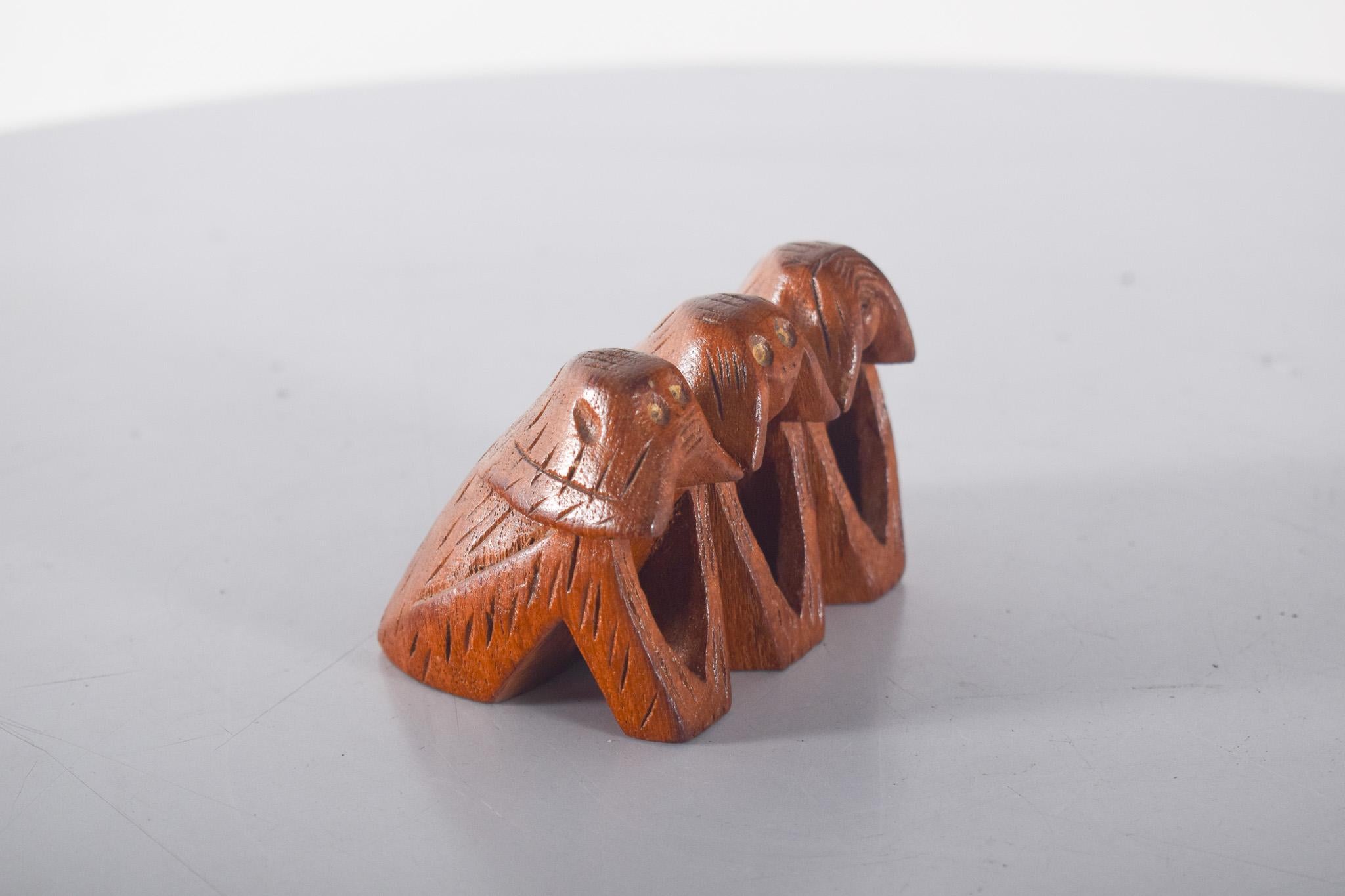 Mid-Century moderno Scultura danese in legno raffigurante le Tre Scimmie Sagge in vendita