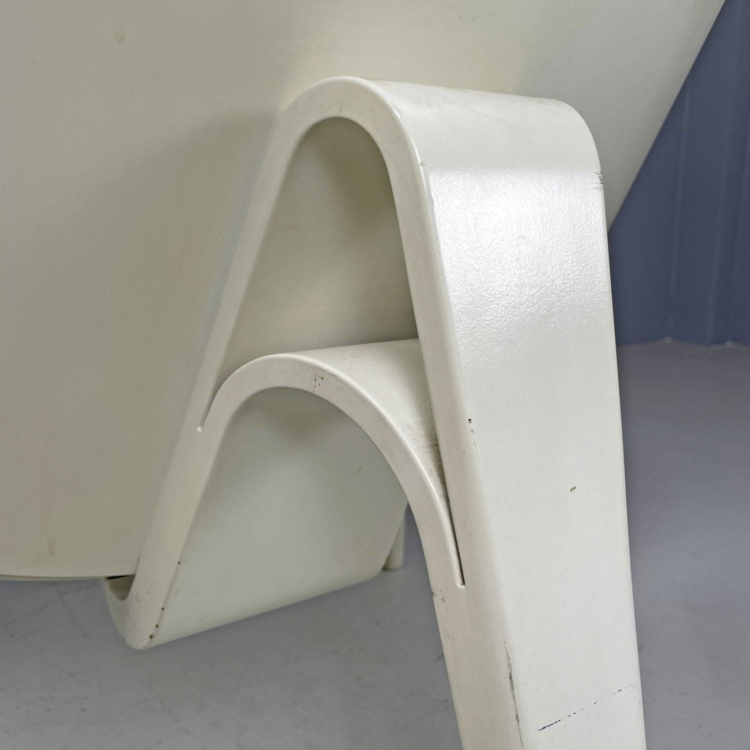 Danish wooden shell armchair CH07 by Hans Wegner for Carl Hansen & Søn, 2000s For Sale 10