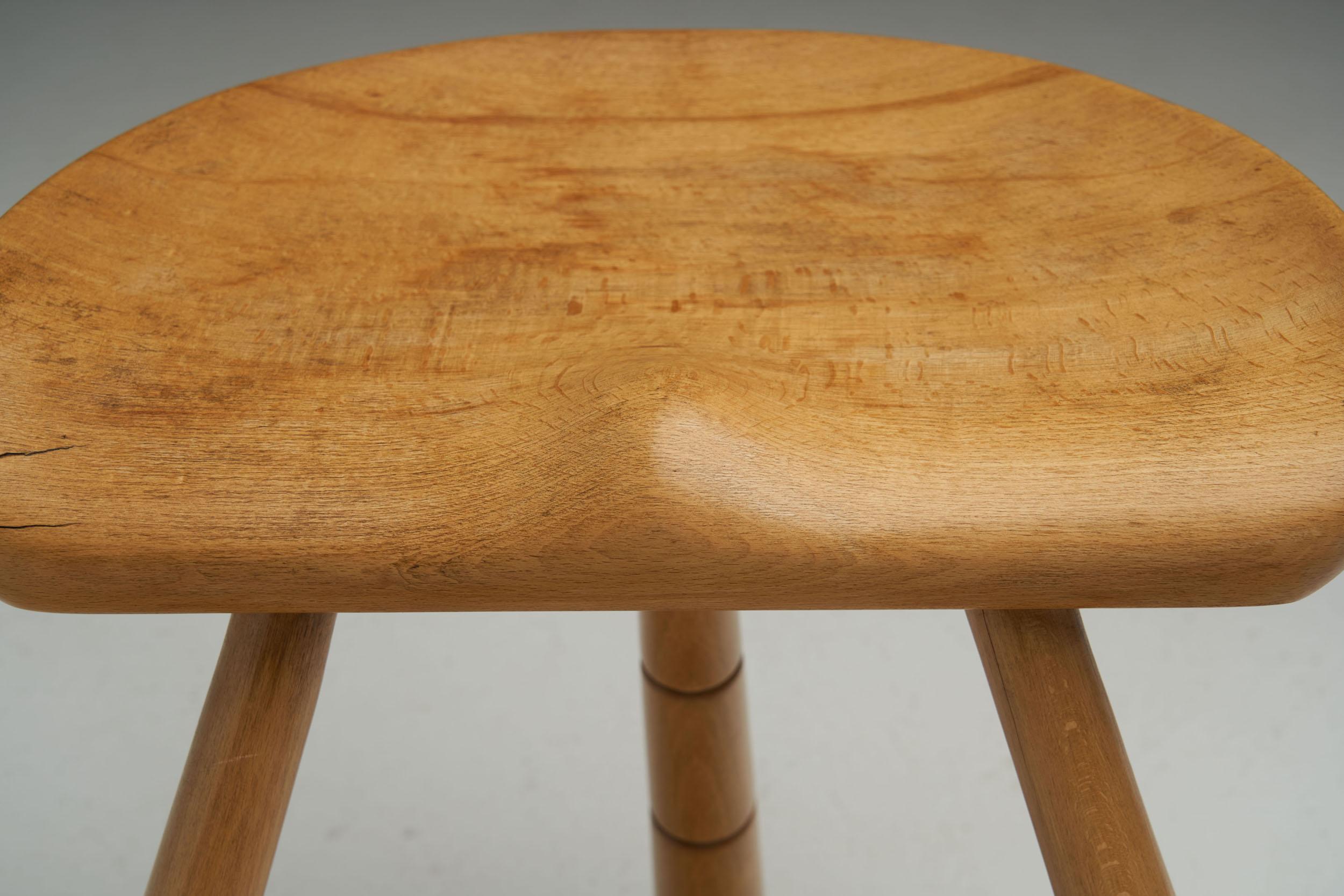 Danish Wooden Tripod Milking Stool, Denmark 1940s For Sale 3