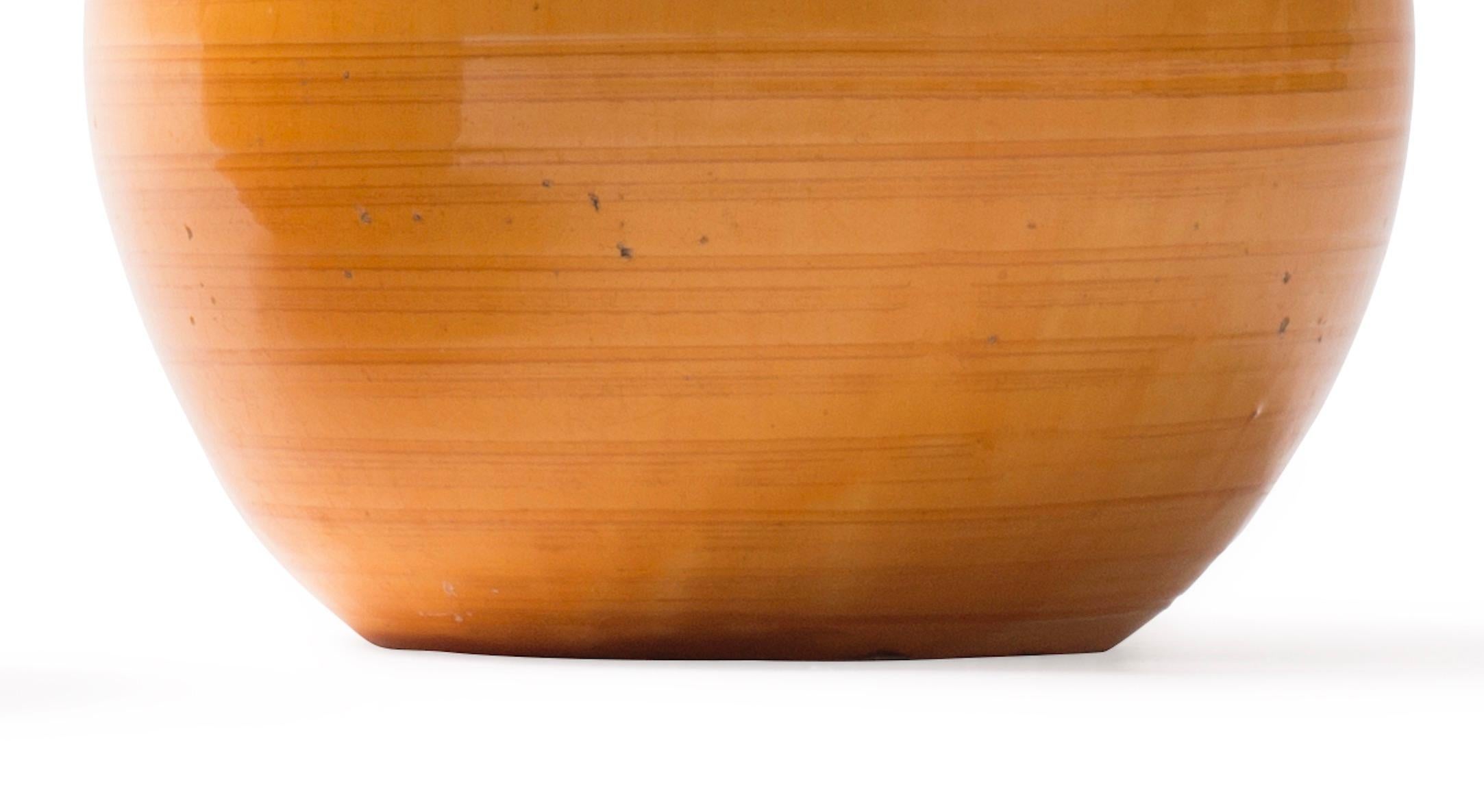 Scandinave moderne Vase/ bol danois en faïence jaune émaillée à l'uranium en vente