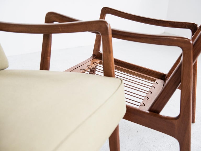 20th Century Danish Pair of Higher Easy Chairs in Teak by Ole Wanscher for France & Søn 1960s For Sale