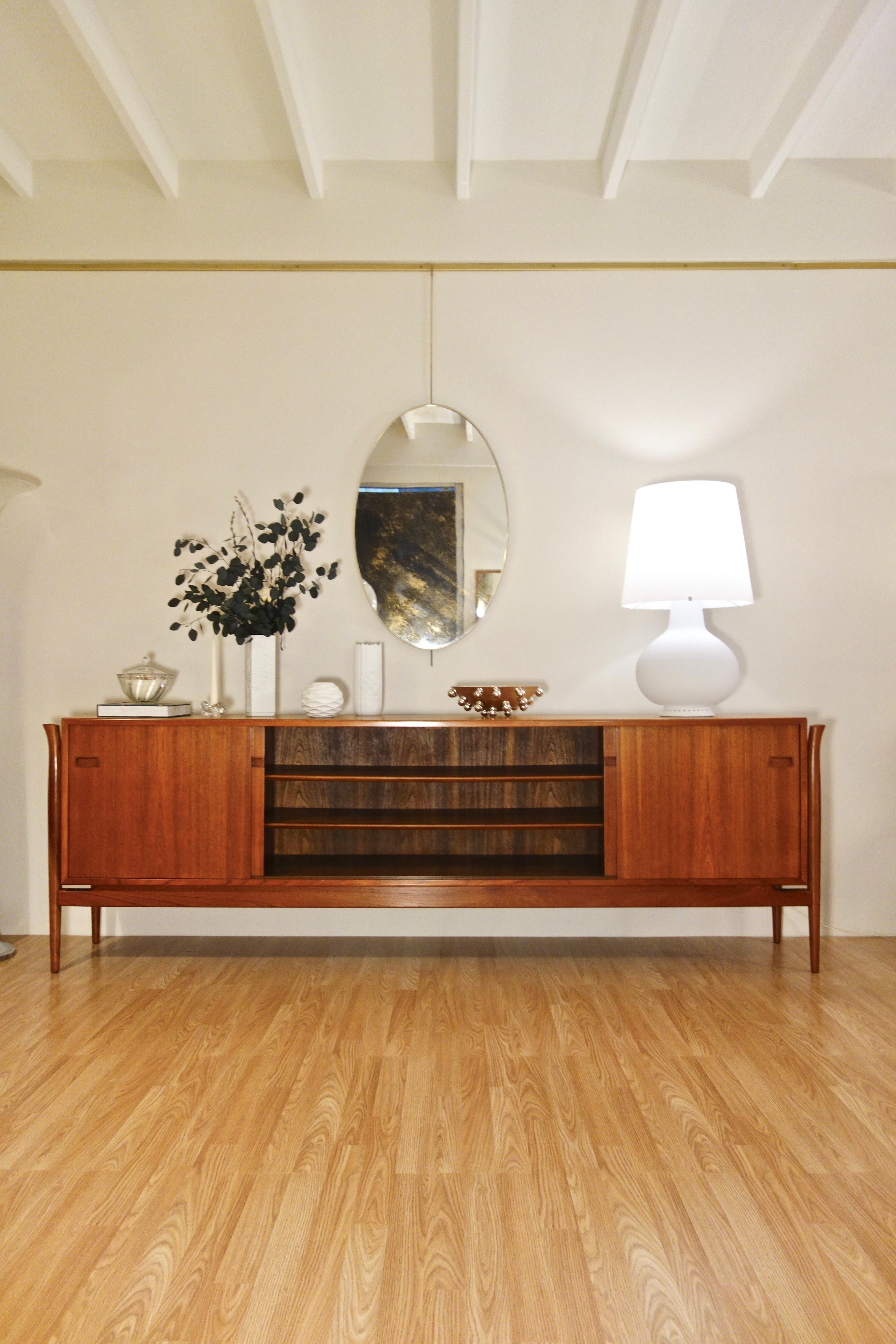 Danisk Teak Sideboard Finn Juhl & Samcom Attributed 1960s In Good Condition In VILLEURBANNE, FR