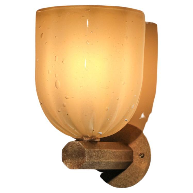 Danke Studio large wall lamp in brass and blown glass