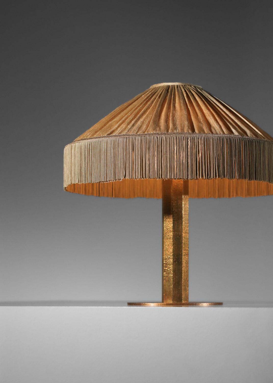 Lampe de table Danke Studio en laiton avec abat-jour en soie en vente 3