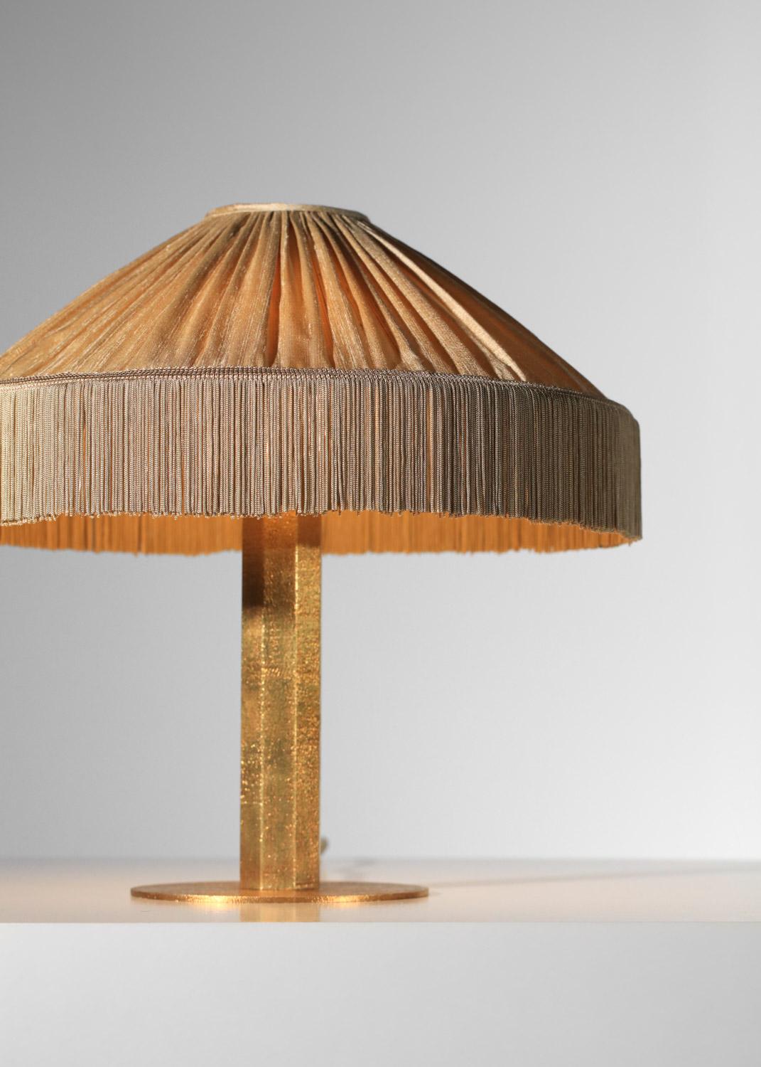 Lampe de table Danke Studio en laiton avec abat-jour en soie en vente 7