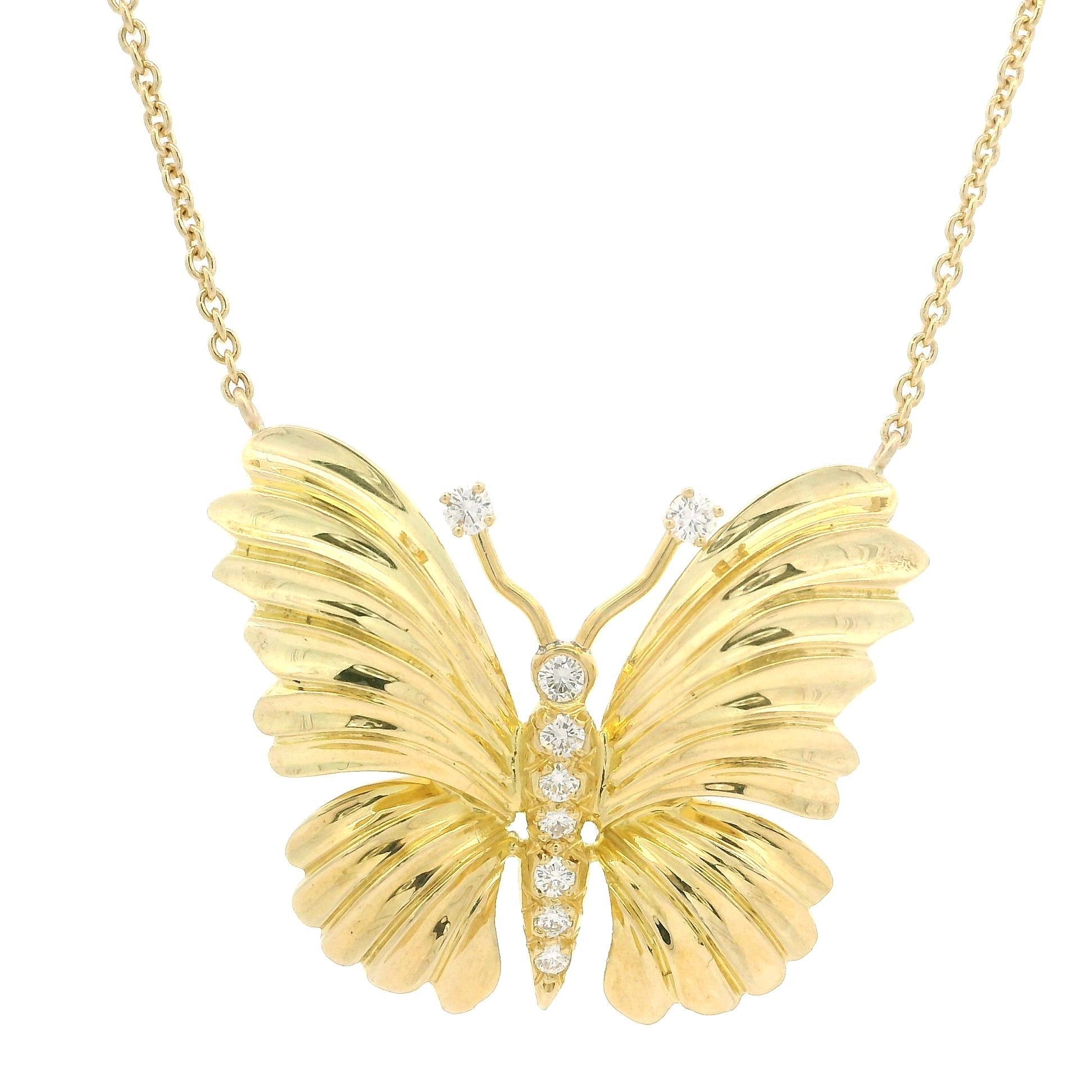 Dankner Collar Colgante Mariposa Grande Detallado Oro Amarillo 18k 0,18ct Diamantes en Excelente estado para la venta en Montclair, NJ