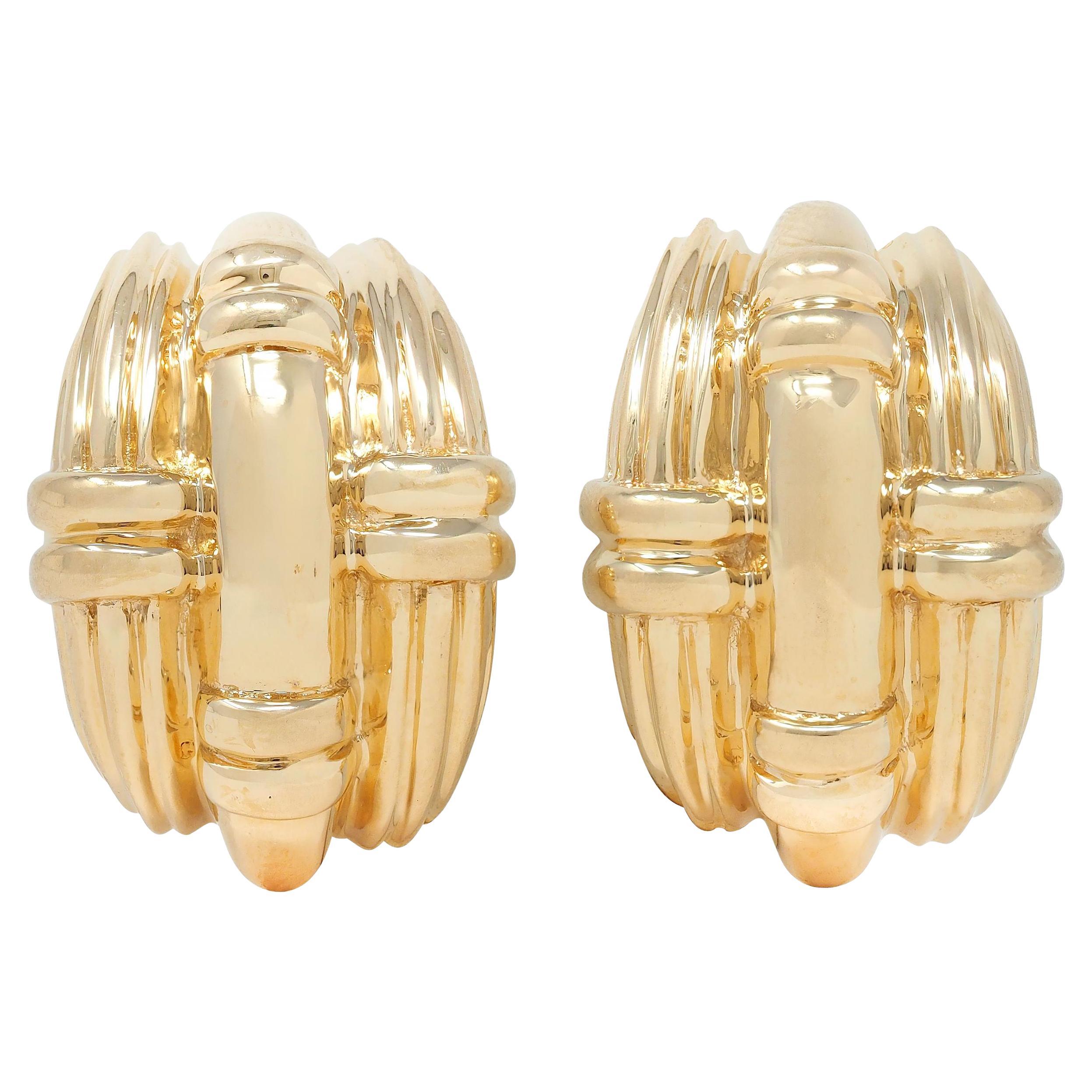 Dankner 1980's 14 Karat Yellow Gold Basket Weave Vintage Earrings
