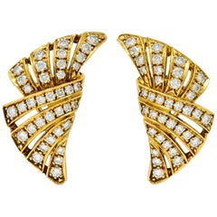 Dankner Vintage 2.25 Carat Diamond 18 Karat Gold Fanned Ear-Clip Earrings