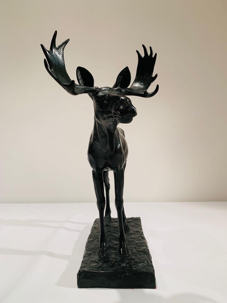 Dannhauer swiss Art deco bronze circa 1930 representing moose signed and sealed. In Good Condition For Sale In Rio De Janeiro, RJ