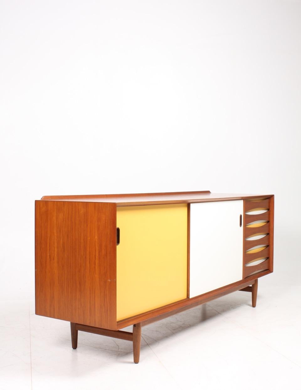 Dansih Midcentury Sideboard by Arne Vodder for Sibast, 1950s In Good Condition In Lejre, DK
