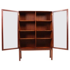 Dansih Mid-Century Vitrine in Rosewood