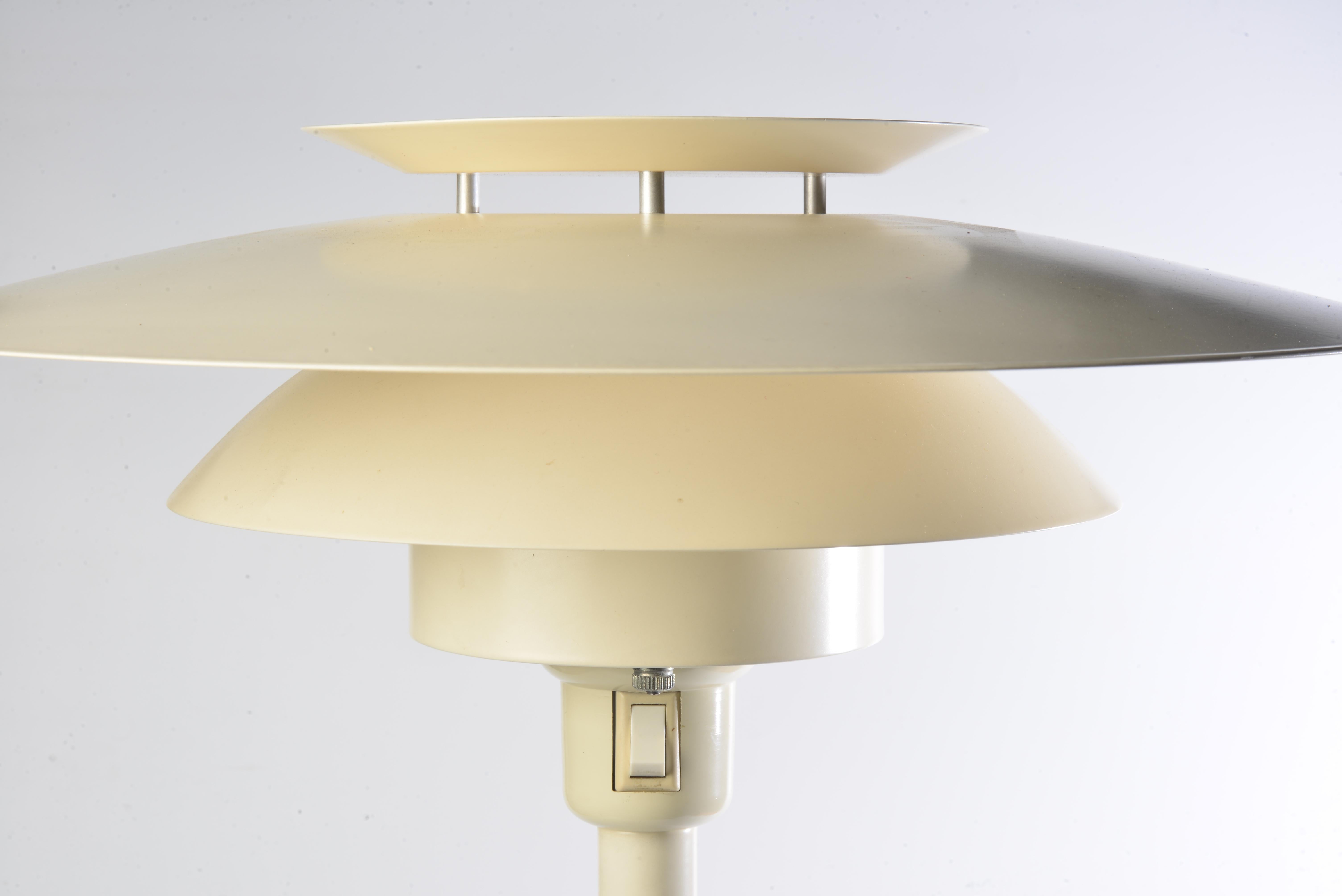 Dansih Table Lamp by Simon Henningsen In Good Condition In SAINT-YRIEIX-SUR-CHARENTE, FR