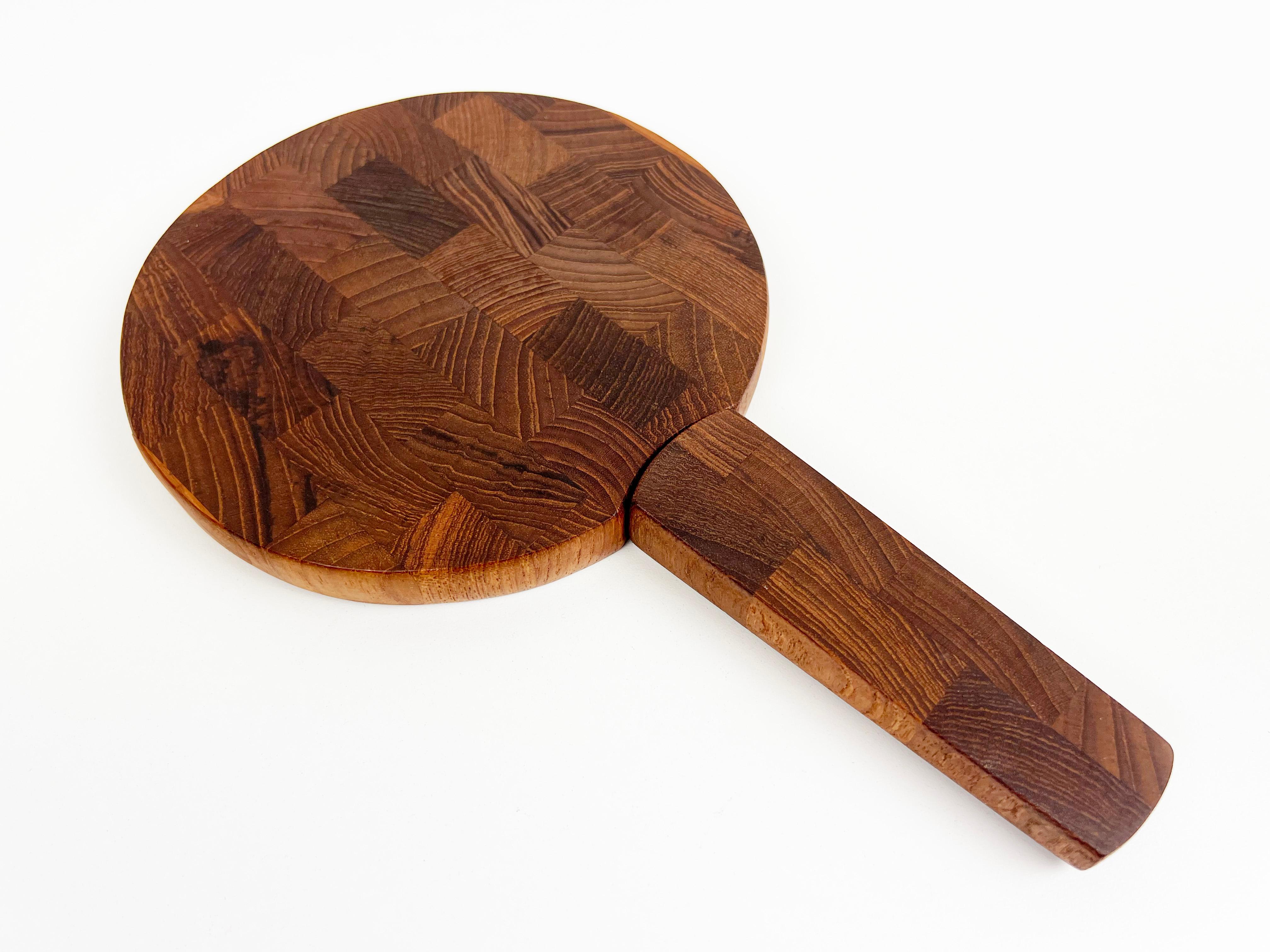 Dansk End Grain Teak Lollipop Shaped Serving Board with Built in Knife For Sale 2