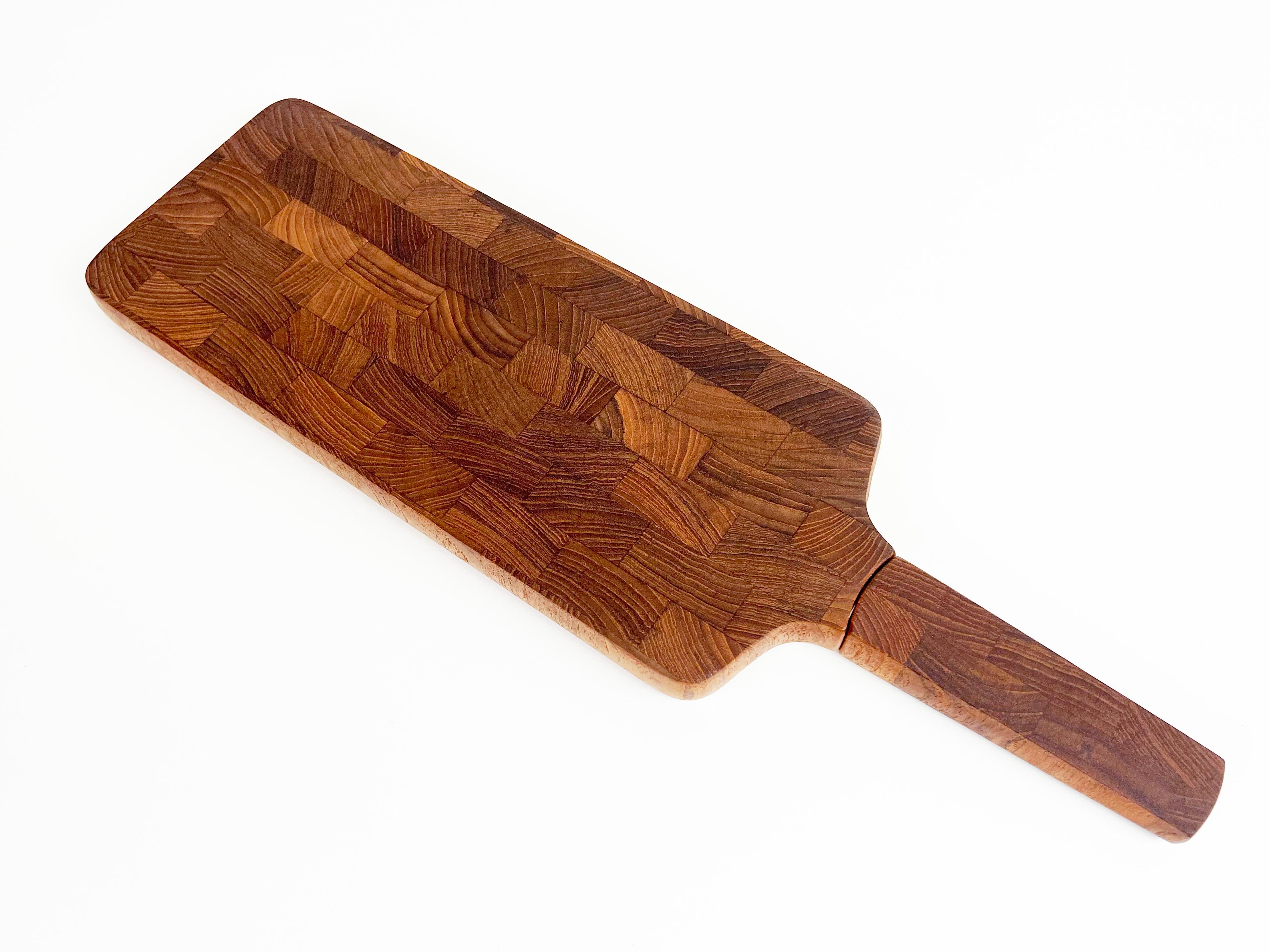 Scandinavian Modern Dansk End Grain Teak Paddle Shaped Serving Board with Built in Knife For Sale
