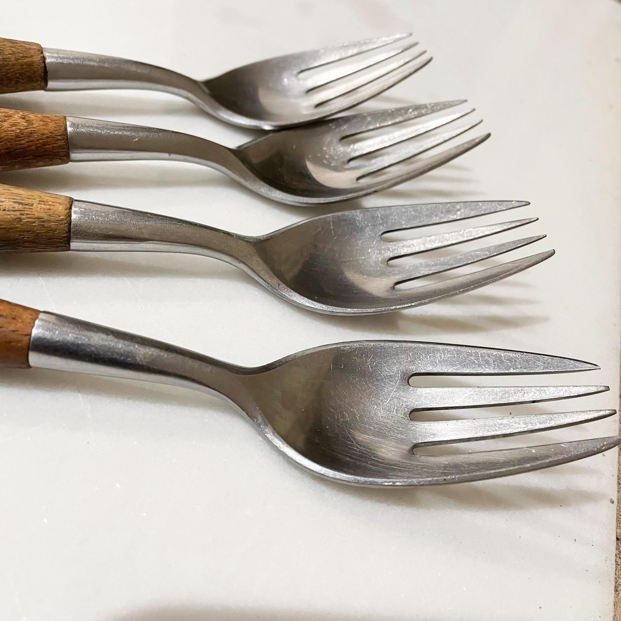 Dansk Germany Fjord Flatware Set 4 Teak & Stainless Dinner Forks Quistgaard 1954 In Good Condition In Chula Vista, CA