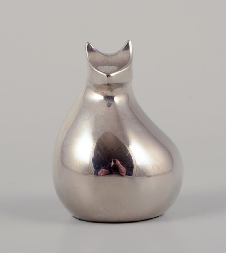 Danois Dansk International Designs Ltd. Petite sculpture d'un chat en argent plaqué. en vente