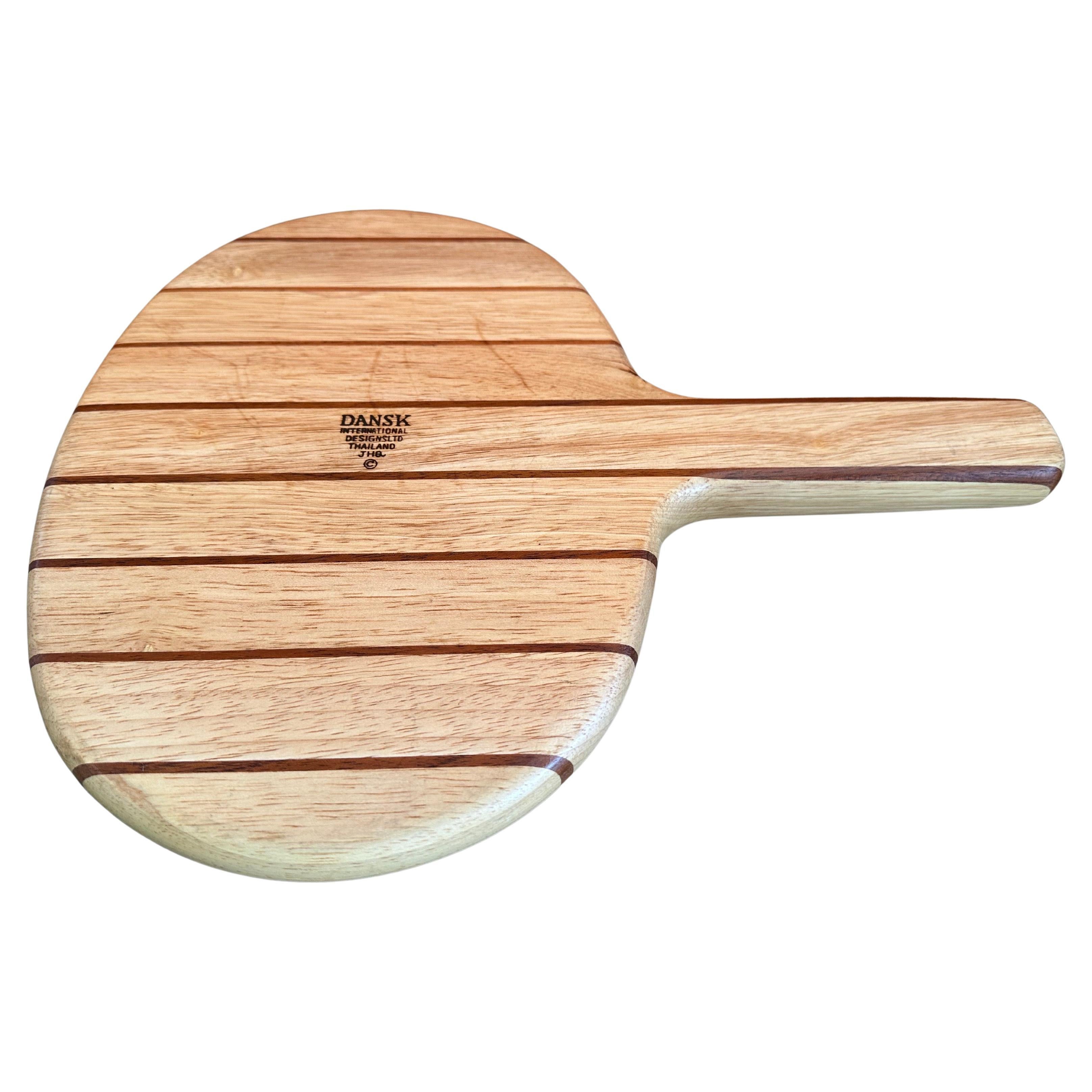 Dansk Paddle Shaped Teak Cheese Board with Fitted Handle for Serving Knife In Good Condition For Sale In San Diego, CA