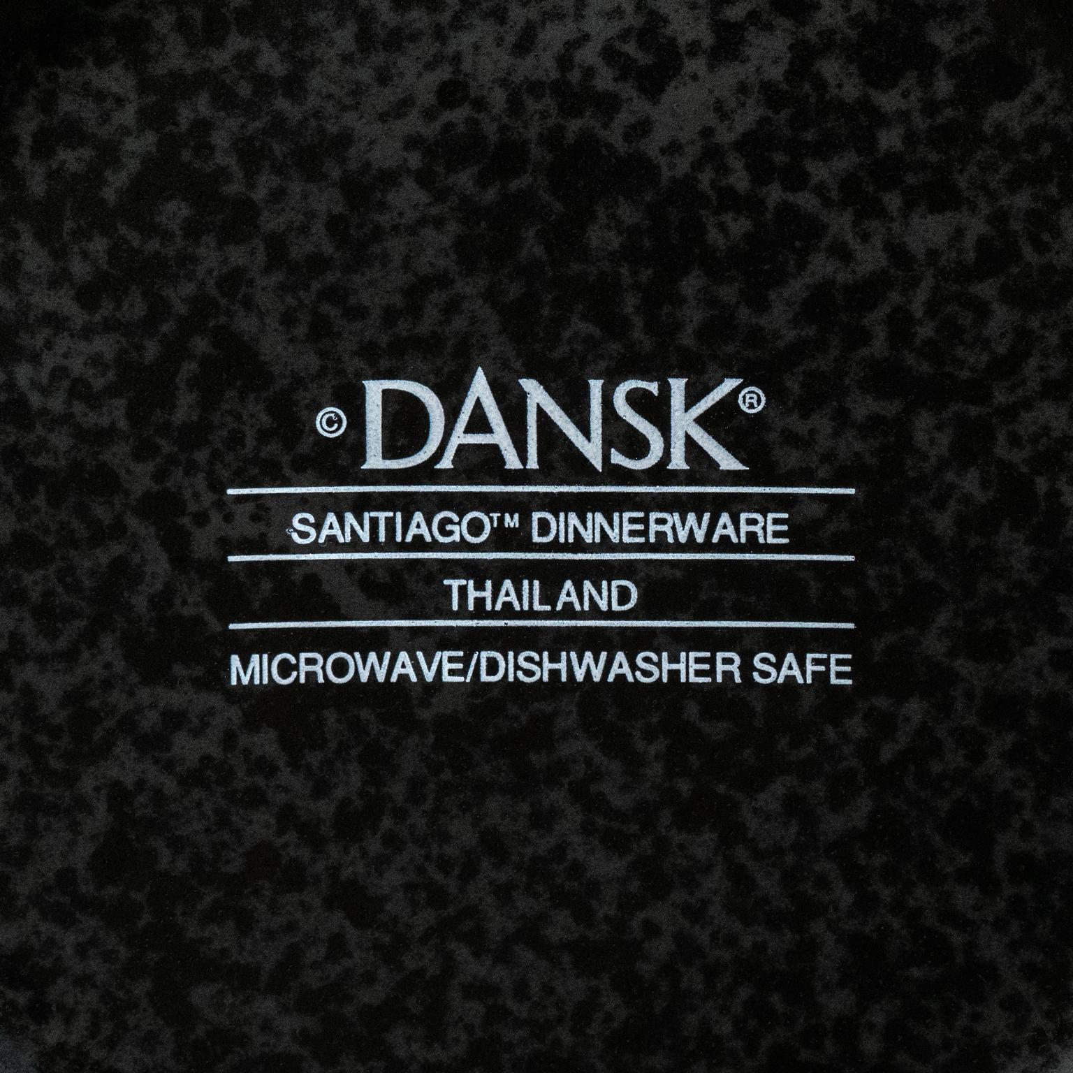 XXIe siècle et contemporain Dansk Santiago Black Ensemble de vaisselle unique en son genre en vente