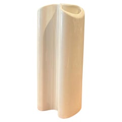 Jarrón escultórico Dansk de cerámica blanca de doble forma, diseño minimalista moderno danés