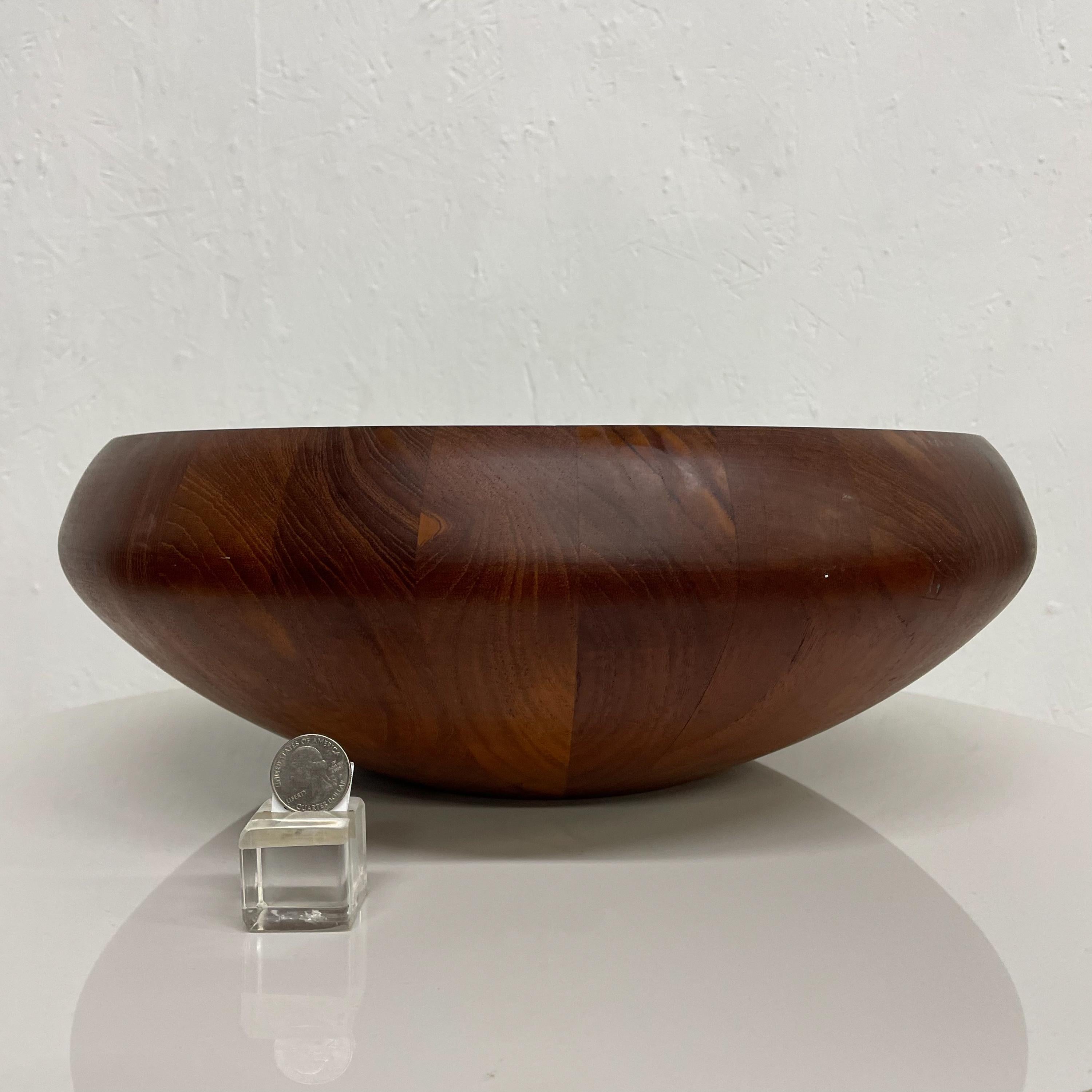 Fin du 20e siècle 1970 Dansk Staved Teak Wood Centerpiece Bowl Jens Quistgaard Denmark