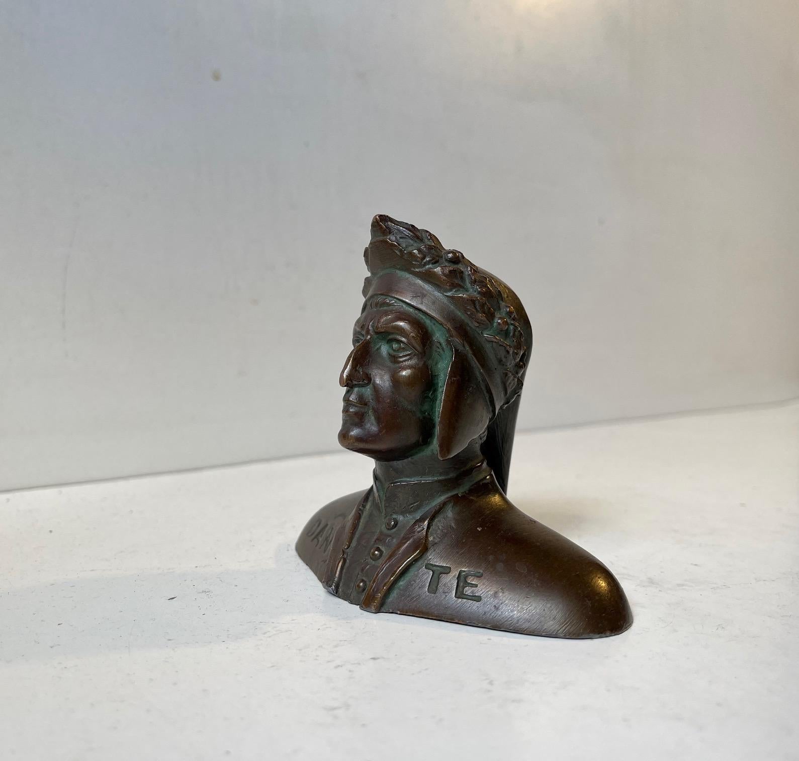 European Dante Alighieri Small Bronze Bust, Grand Tour 19th Century For Sale