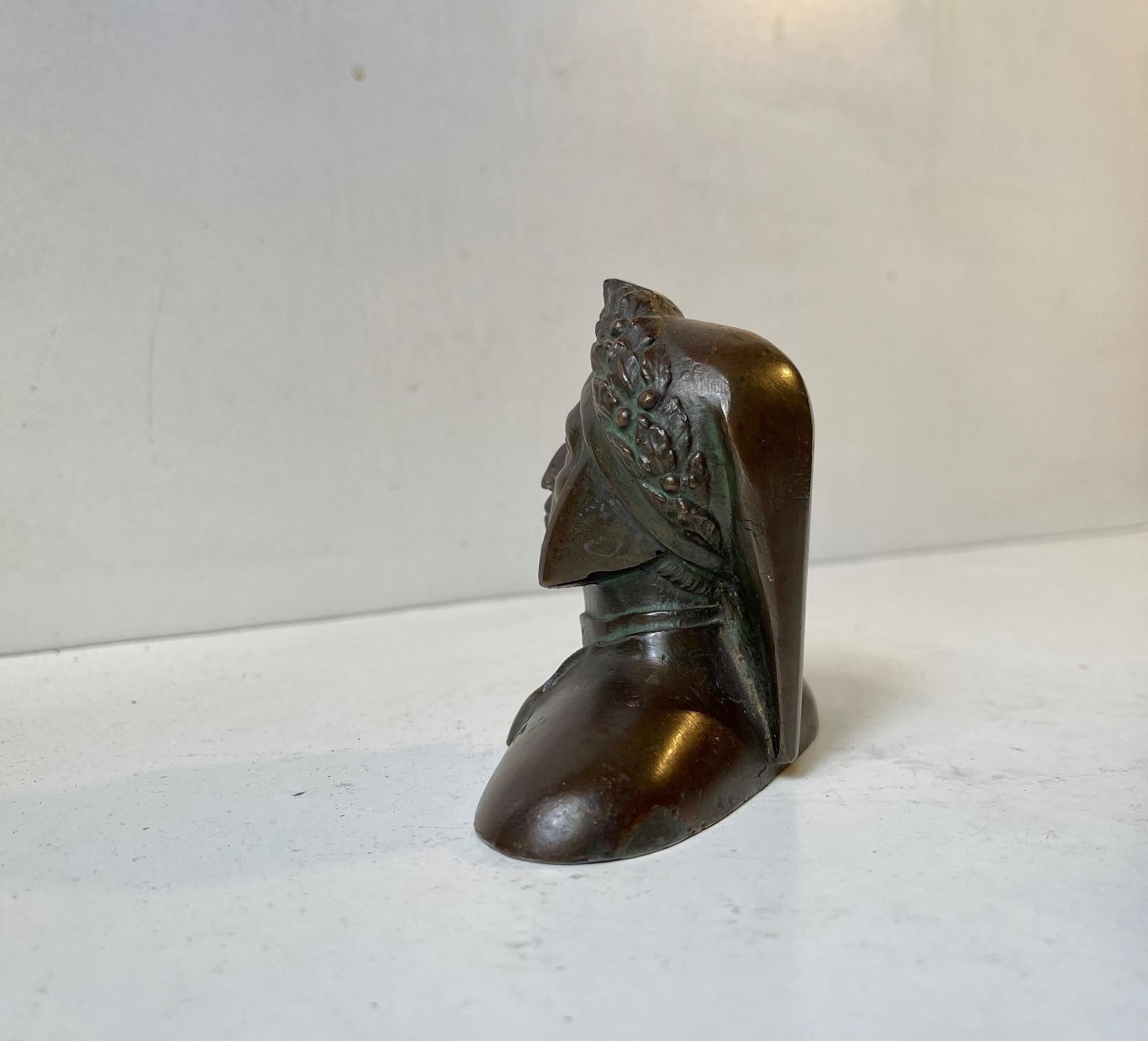 Cast Dante Alighieri Small Bronze Bust, Grand Tour 19th Century For Sale