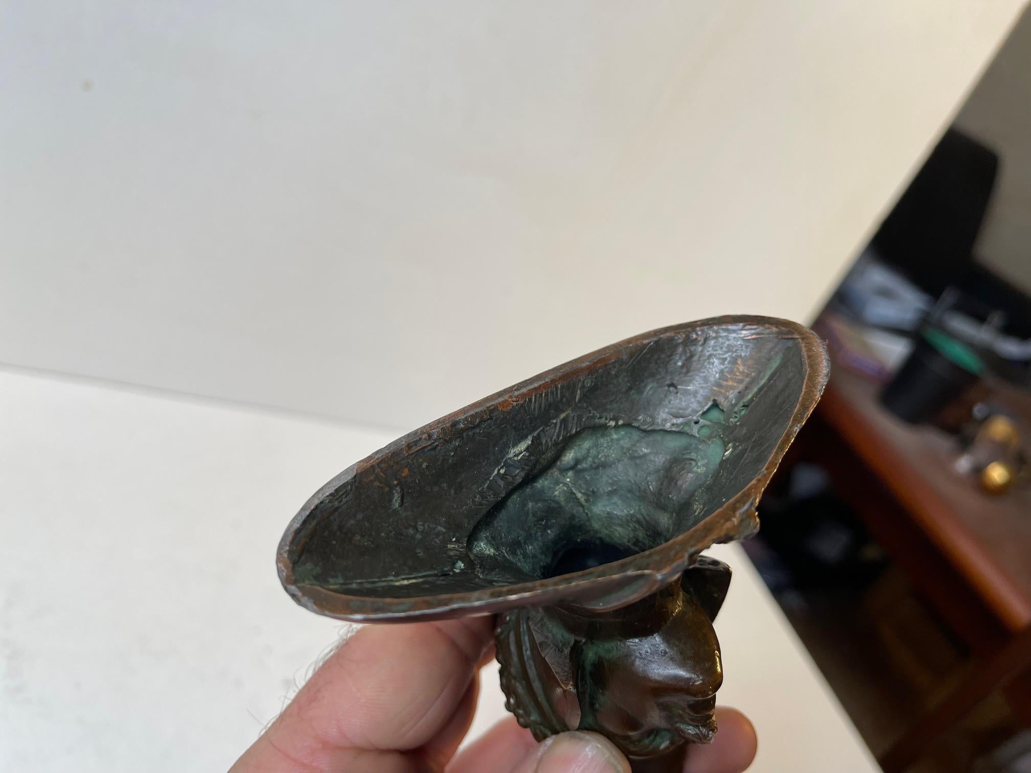 Dante Alighieri Small Bronze Bust, Grand Tour 19th Century For Sale 2
