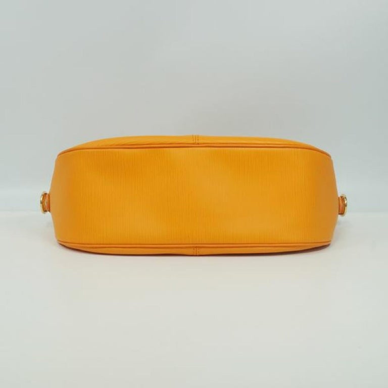 DanuraPM Womens handbag M5891H Mandarin Leather For Sale at 1stdibs