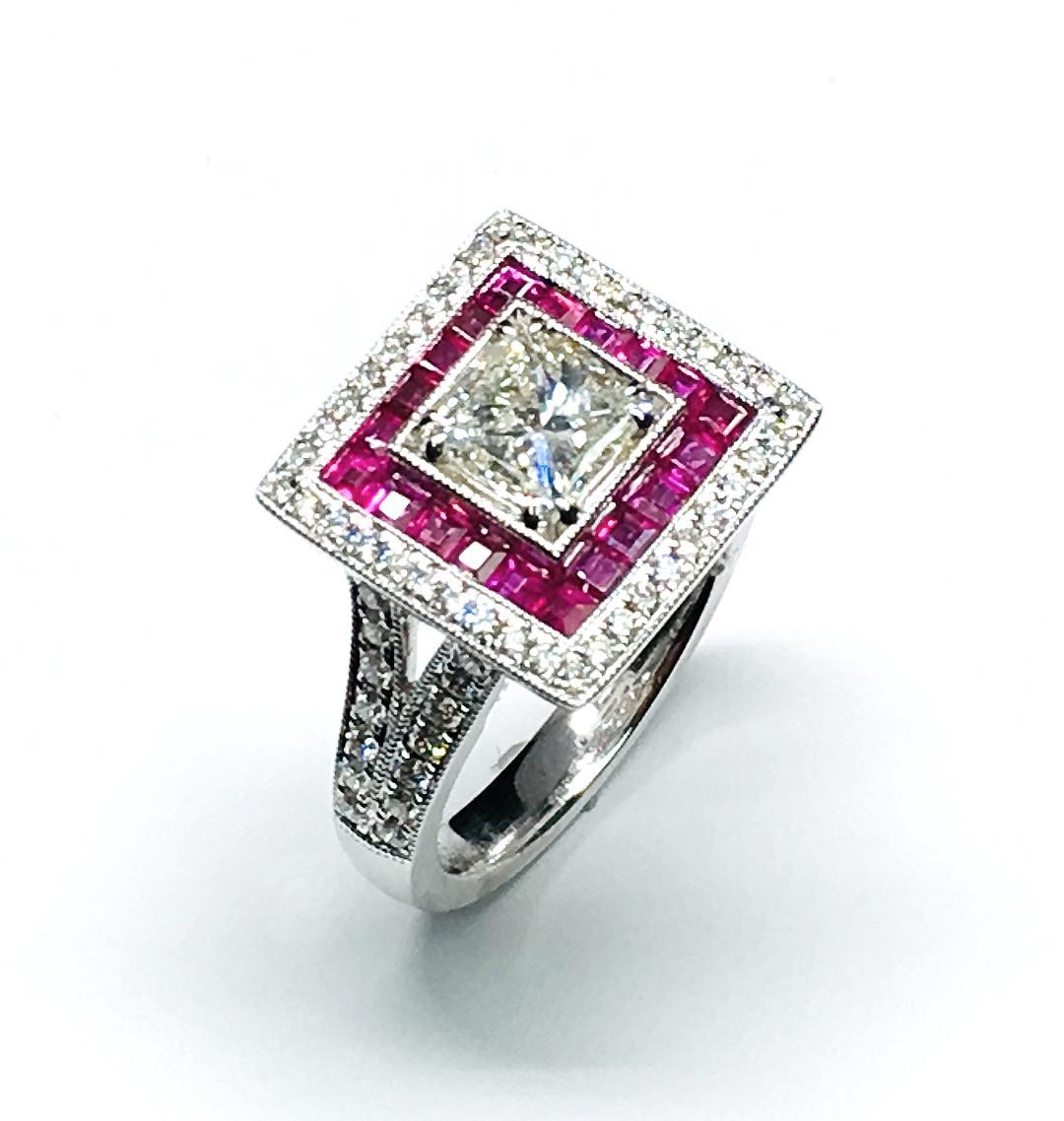 18k Gold 0.86 Carat Princess Cut Diamond and 0.52TCW Ruby Ring In New Condition For Sale In New York, NY