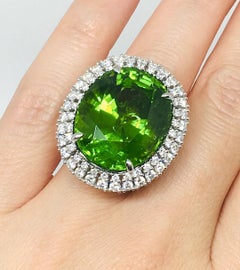 18 Karat Gold 33.75 Burmese Peridot and 1.60 Carat Diamond Ring
