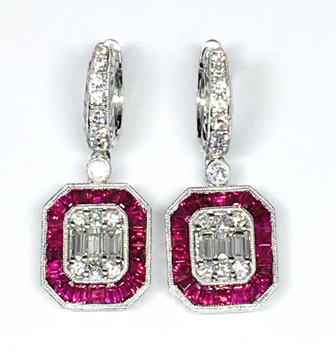 METAL : White Gold
METAL PURITY : 18k
44 /Ruby 2.60 TOTAL CARAT WEIGHT
4 Princess Cut Diamond 0.15 CARAT
6 Baguettes Diamond 0.41 CARAT
24 Round Diamond 0.60 CARAT
COLOR : F
CLARITY : VS2
COMES WITH AUTHENTICITY PAPERS.