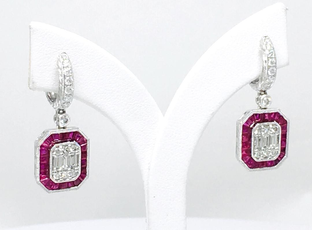 18 Karat Gold 2.60 Carat Ruby and 1.16 Carat Diamond Earrings For Sale 3