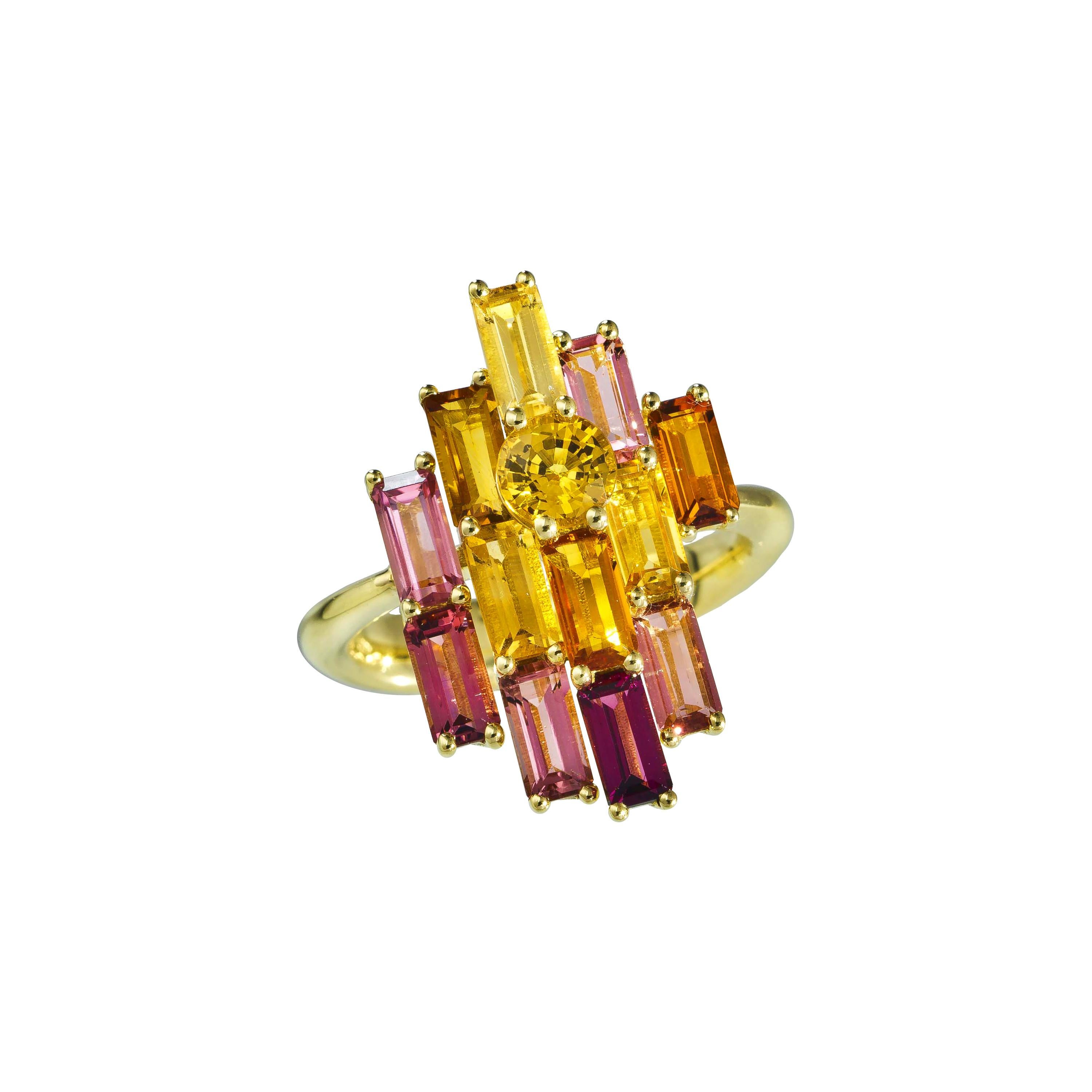 Daou Gemstone Gold Stud Earrings Sunset Sunrise inspired, Sapphire and Gold  For Sale 2