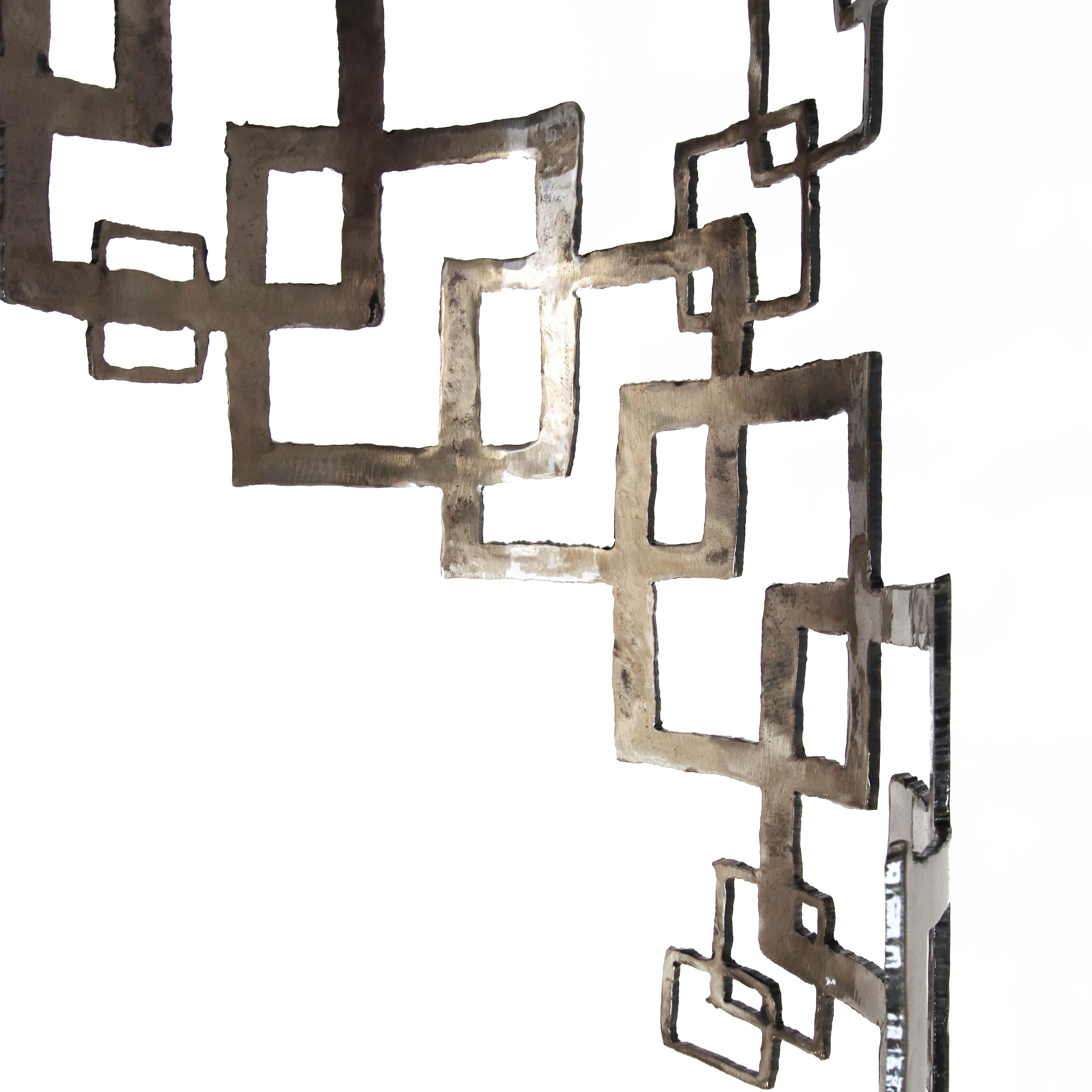 Quadratische Macht – Große abstrakte Original-Skulptur aus Stahl im Angebot 2