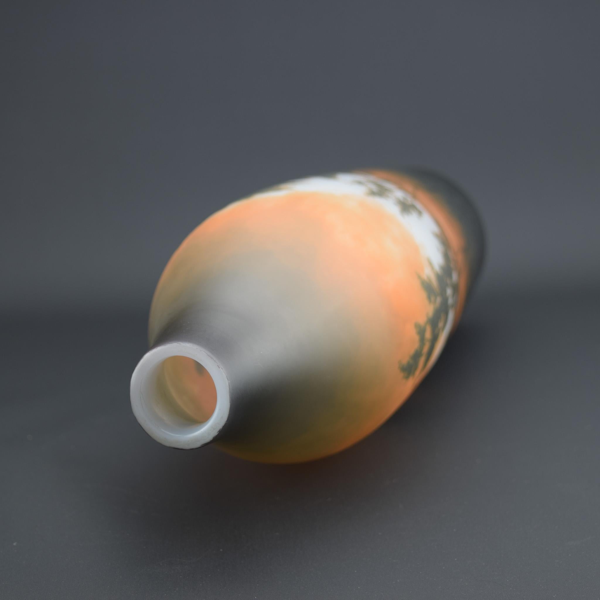 Jarrón pastor D'argental glass camafeo C1920 en venta 1