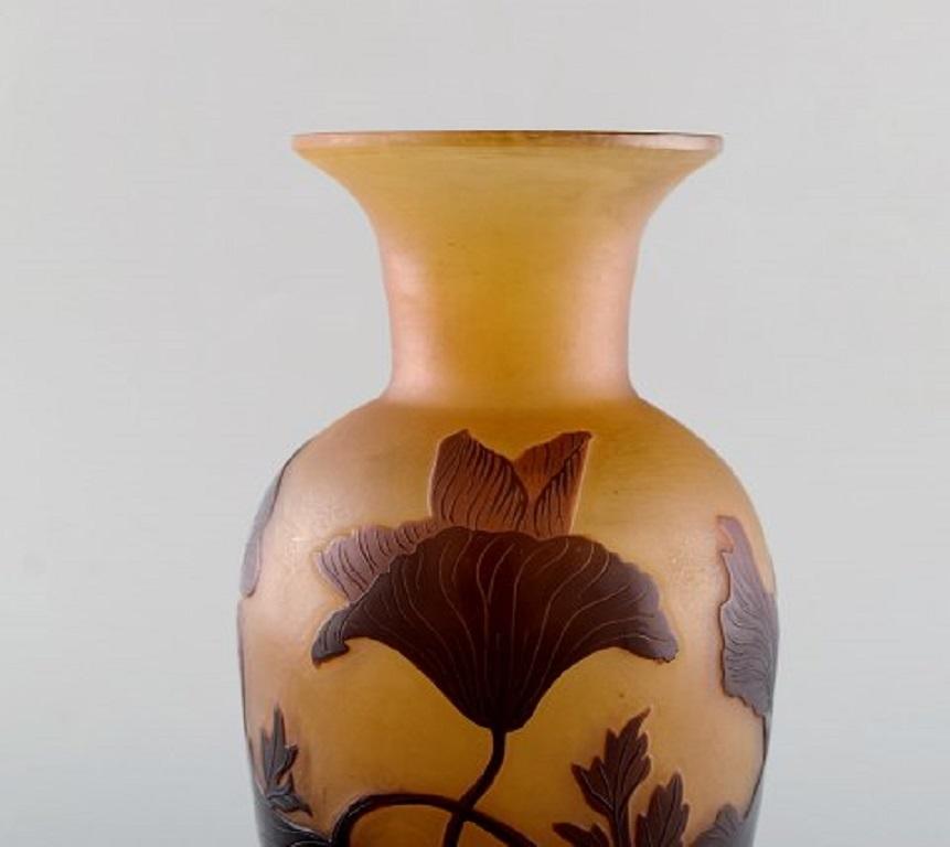 D'argental, France, Art Nouveau Vase in Cameo Art Glass with Flowers In Good Condition In Copenhagen, DK