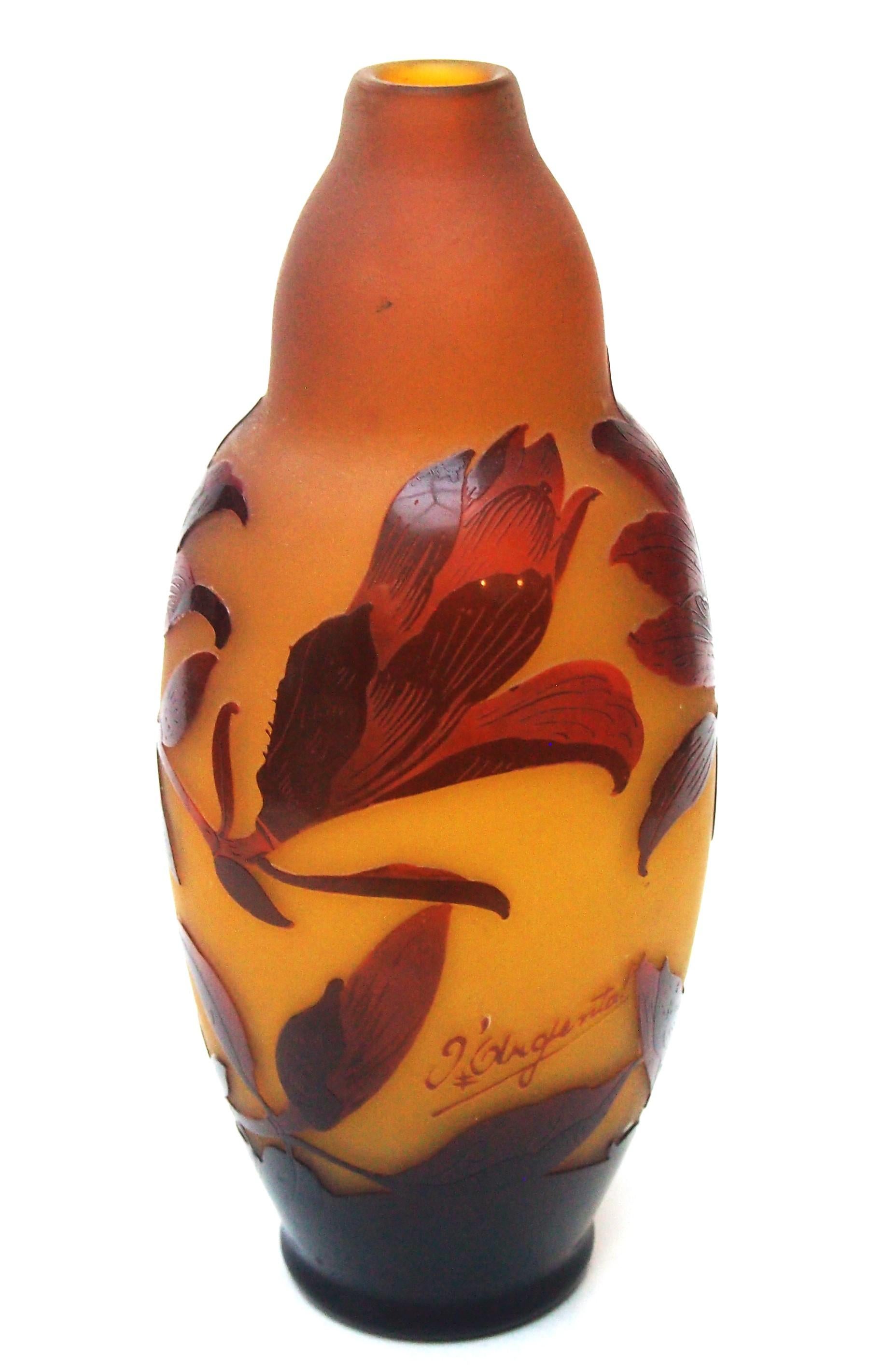 Jarrón de cristal camafeo D'argental Magnolia realizado por Paul Nicolas para St Louis Francés en venta