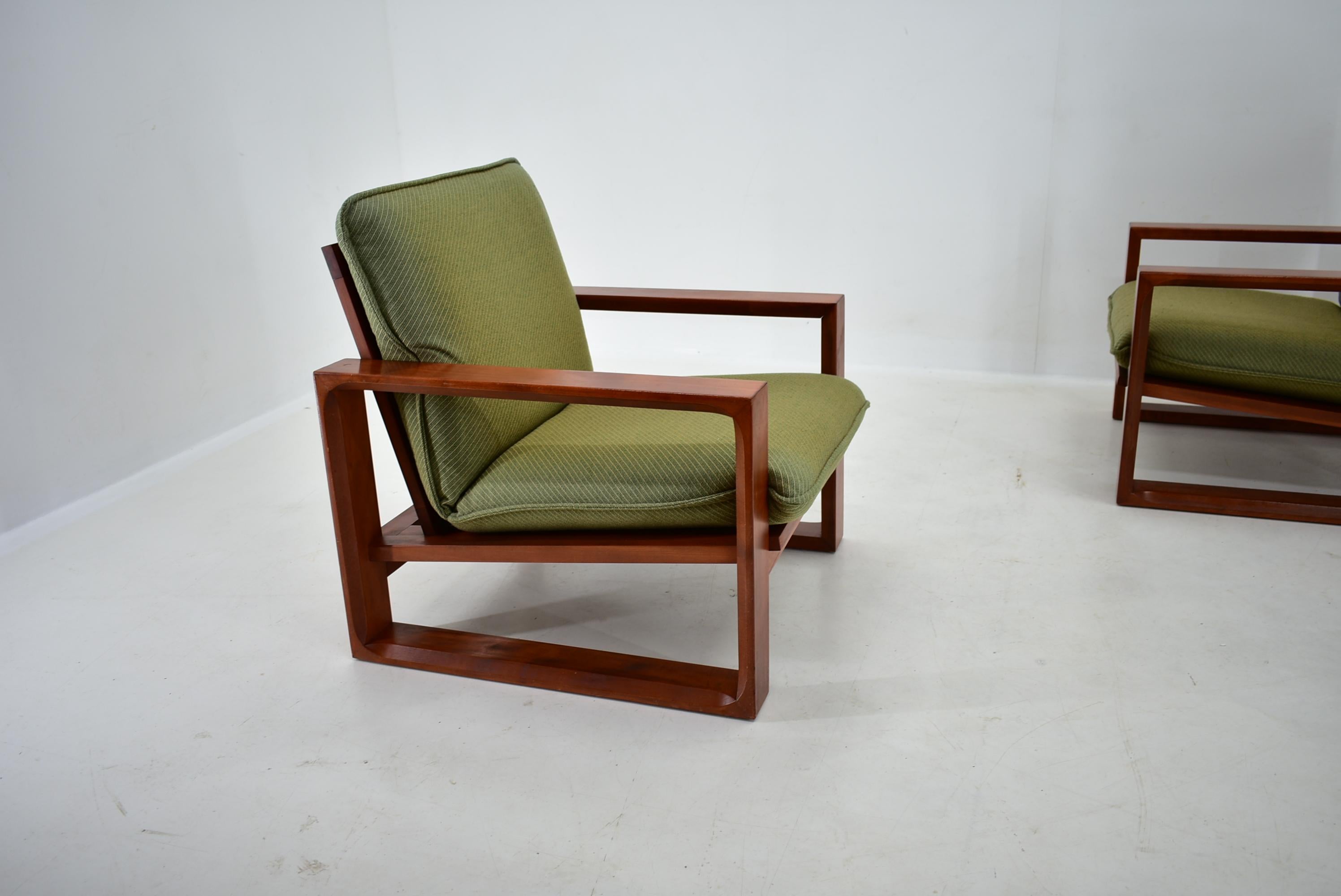 Daria Armchairs by Miroslav Navratil, Czechoslovakia, 1970s '2 Pieces' 4