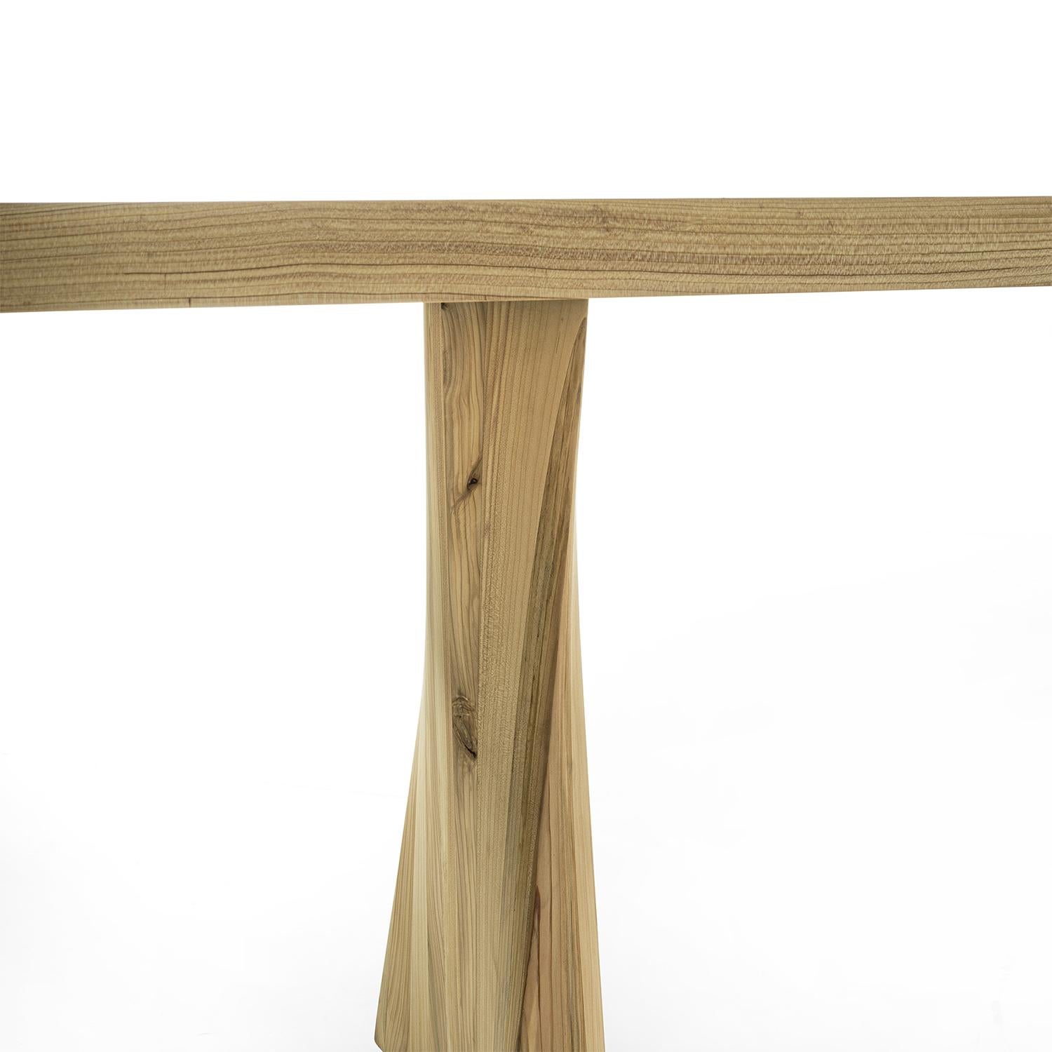 XXIe siècle et contemporain Table de salle à manger cèdre Daria en vente