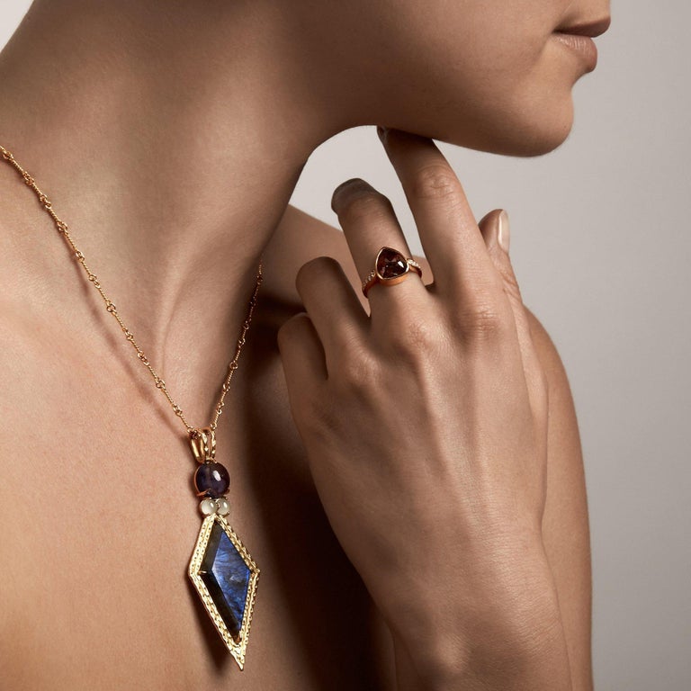 •AEON• labradorite kite + gold necklace (18