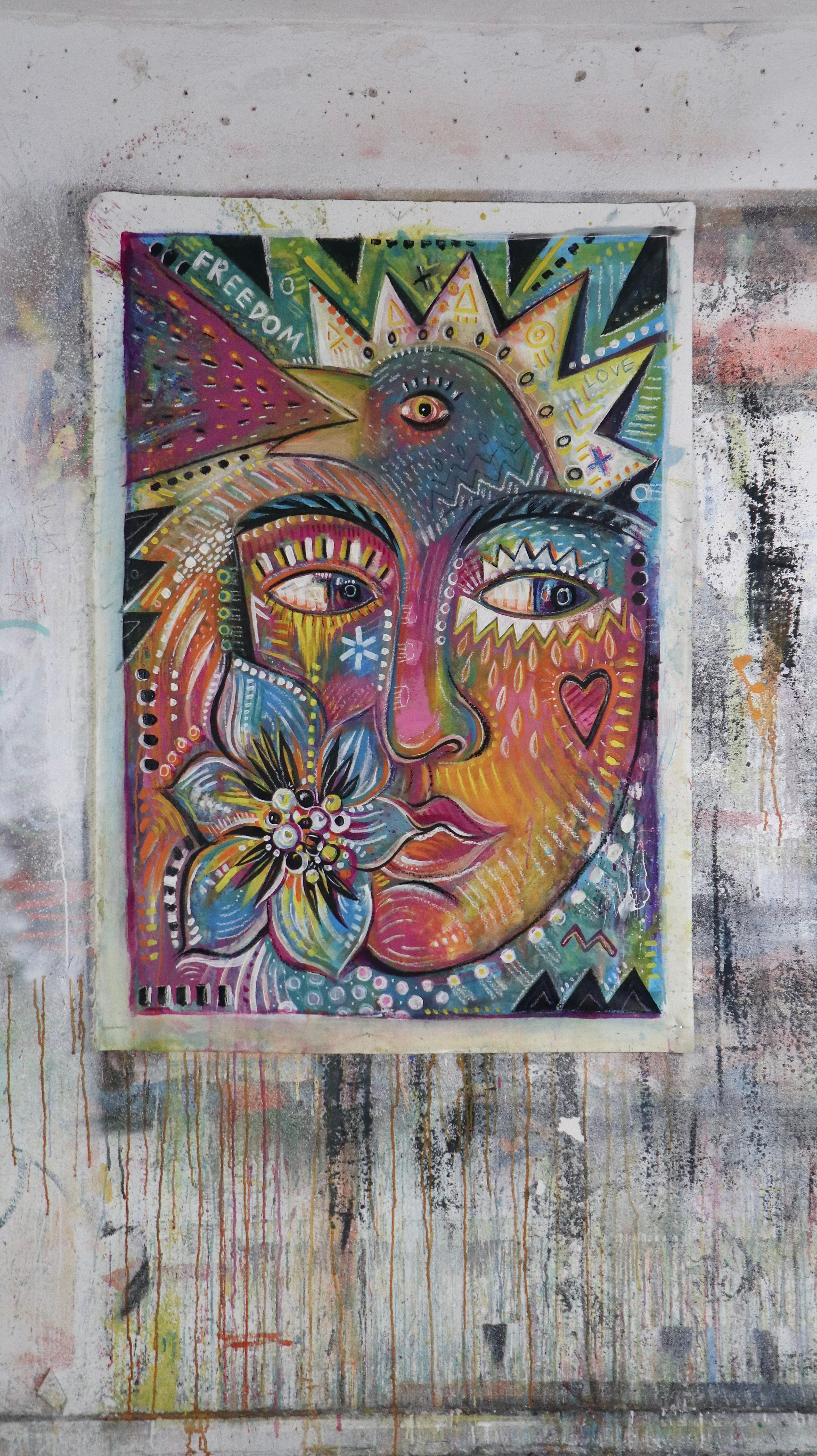 Peinture colorée avec fleur, oiseau et fille en vente 1