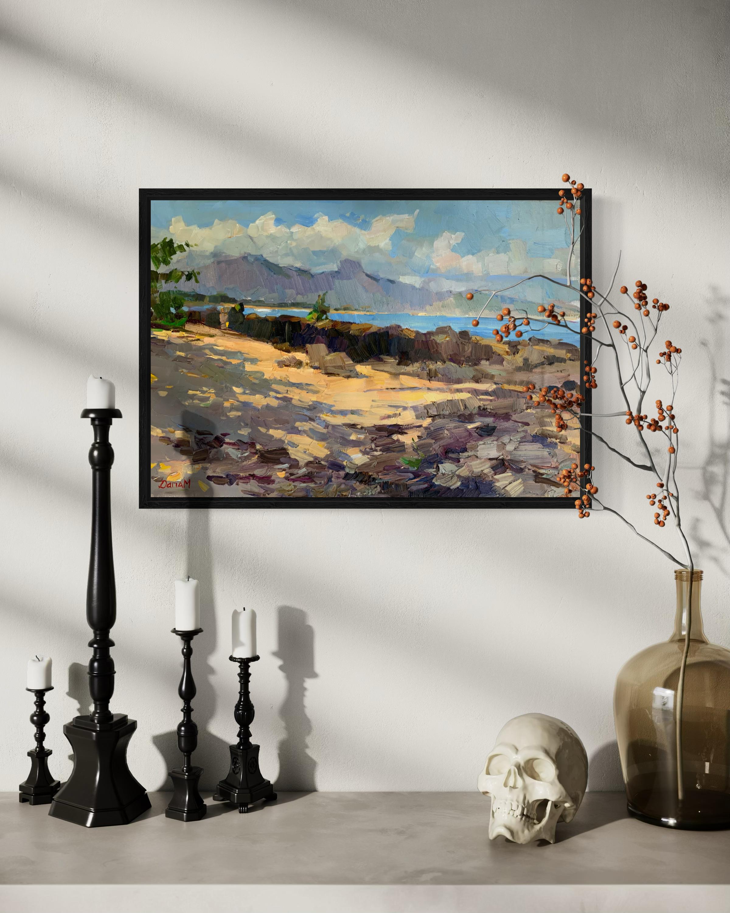 Morgenschatten auf dem Sand zwischen den Klippen im Angebot 3